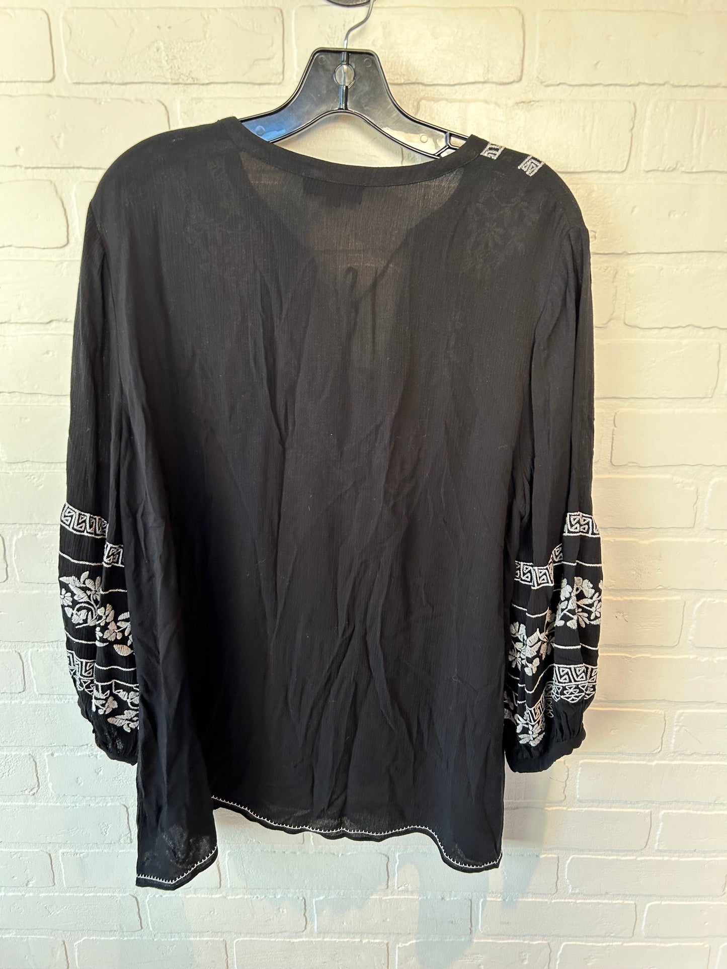 Top Long Sleeve By Hale Bob In Black & White, Size: L