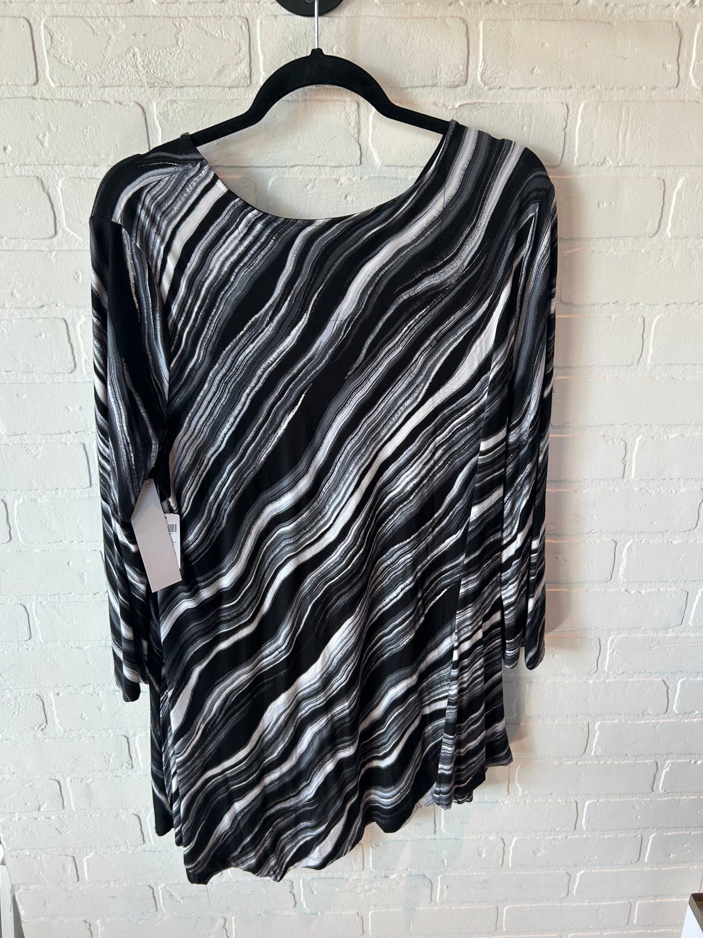 Tunic 3/4 Sleeve By Soma In Black & White, Size: Xl