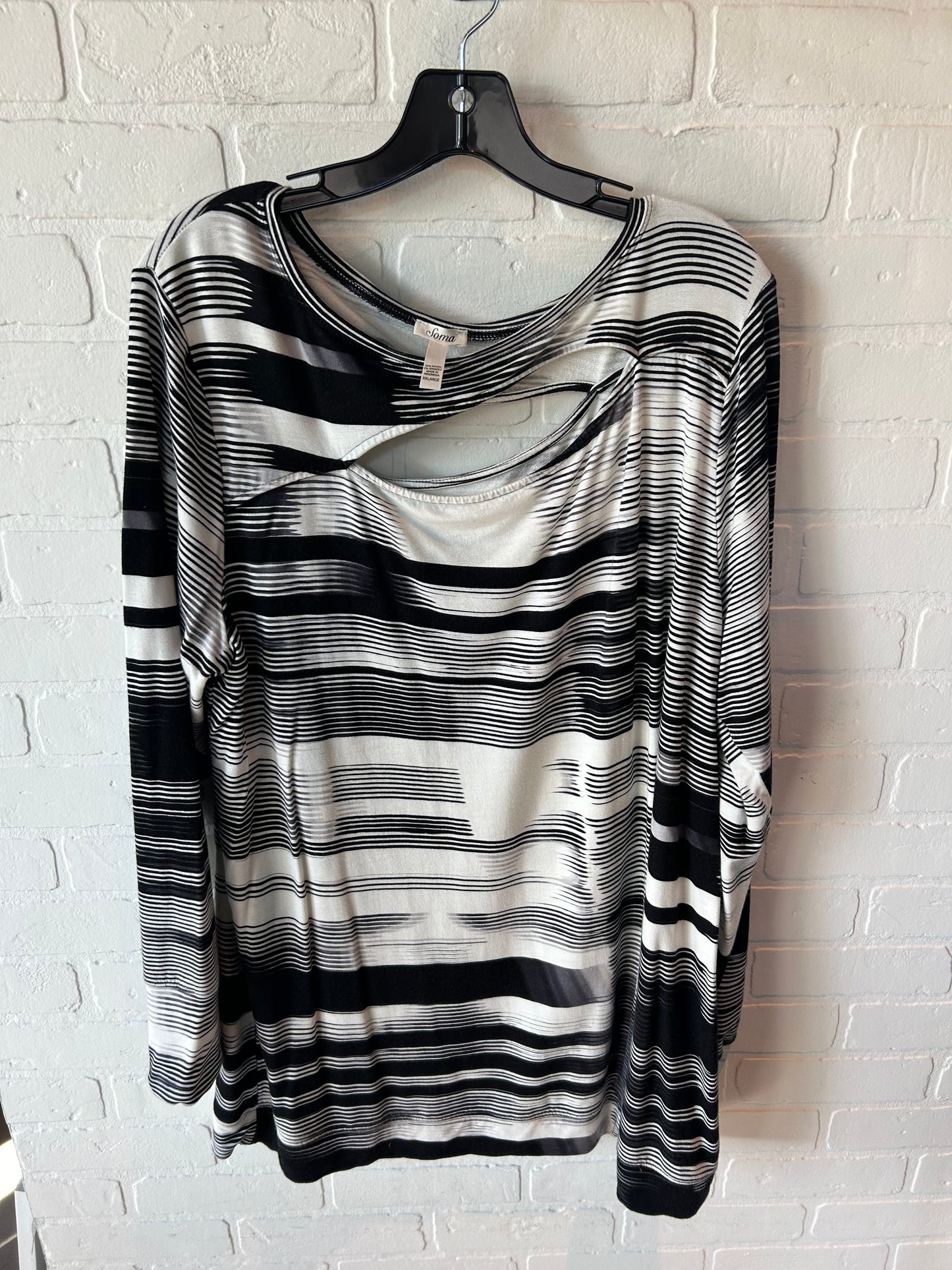 Top Long Sleeve By Soma In Black & White, Size: 1x