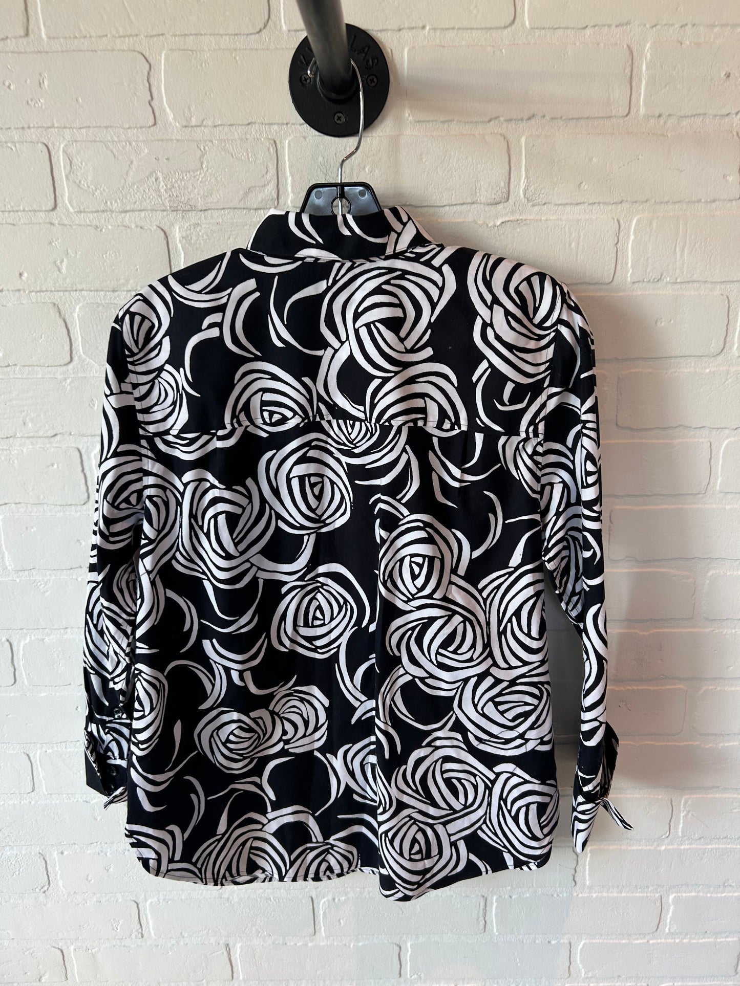 Top Long Sleeve By Chicos In Black & White, Size: S