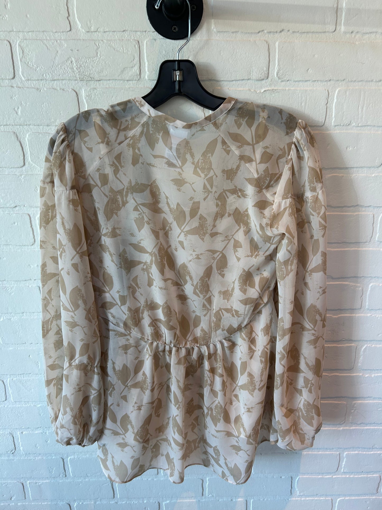 Top 2pc Long Sleeve By Cabi In Cream & Tan, Size: Xs