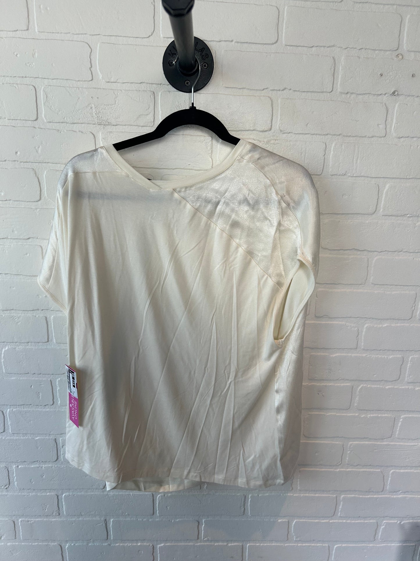 Top Short Sleeve By Charlie B In Cream, Size: Xl