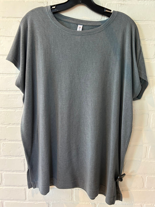 Athletic Top Short Sleeve By Athleta In Grey, Size: S