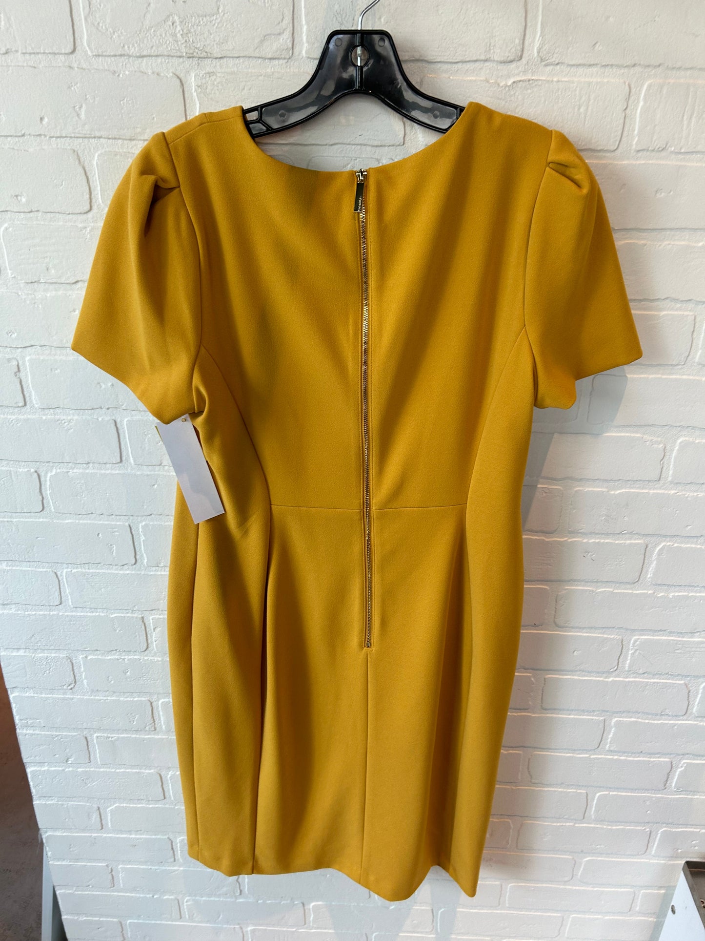 Dress Work By Calvin Klein In Yellow, Size: Xl