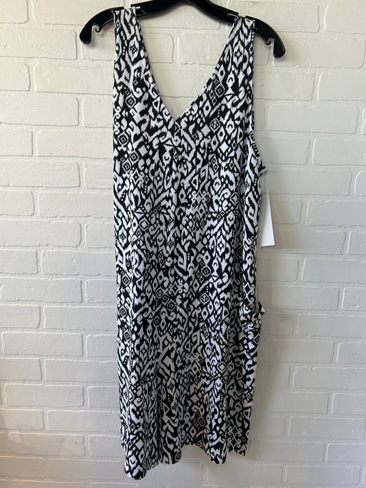 Romper By Clothes Mentor In Black & White, Size: Xl