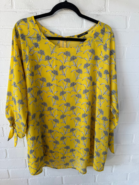 Top Long Sleeve By Papermoon In Yellow, Size: 2x