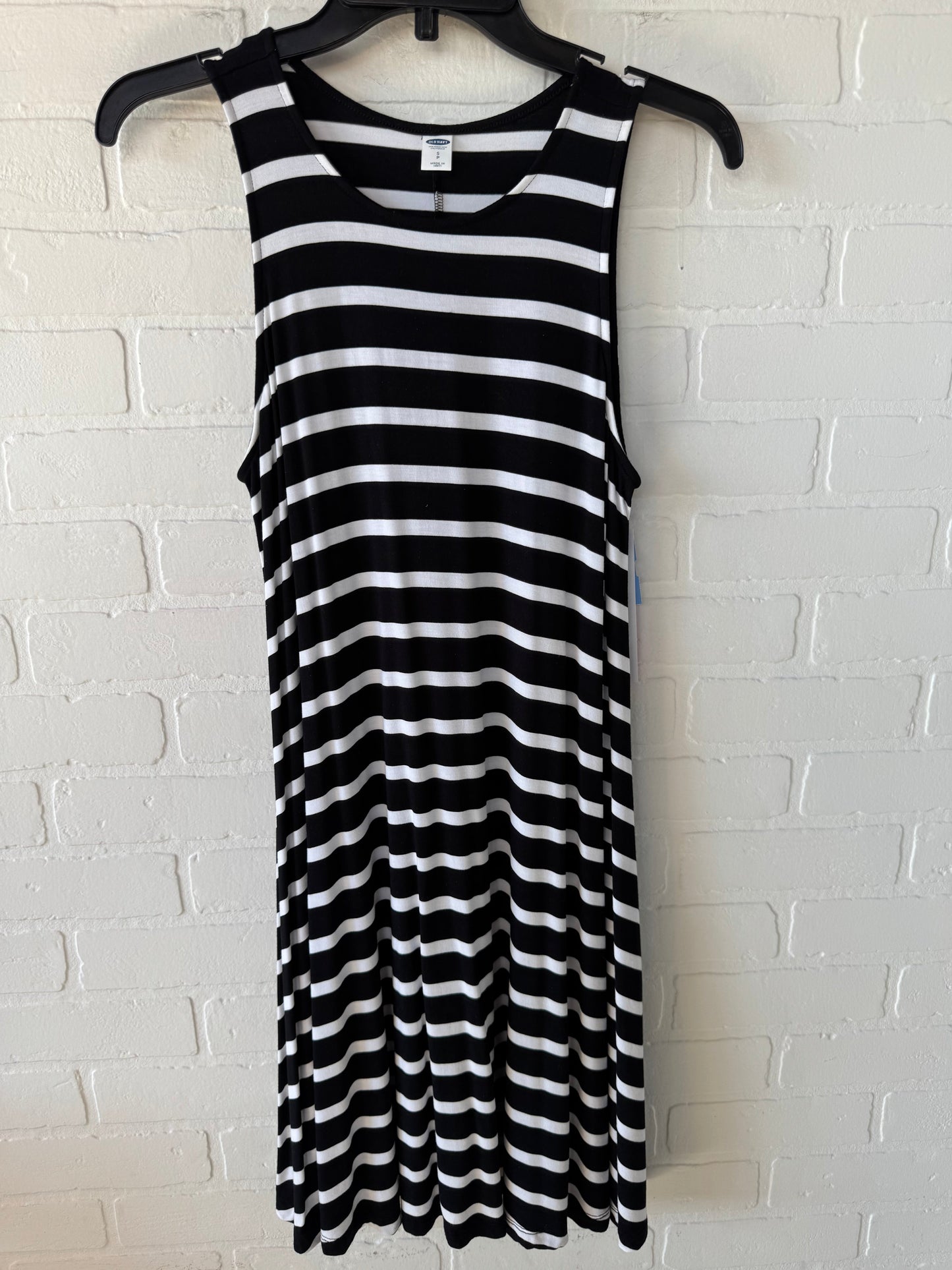 Dress Casual Short By Old Navy In Black & White, Size: S