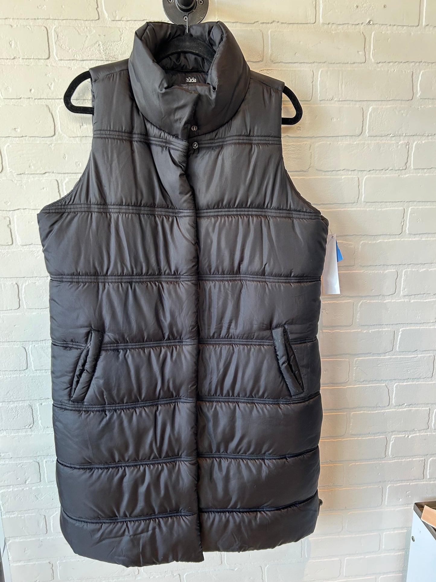 Vest Puffer & Quilted By Cmc In Black, Size: L