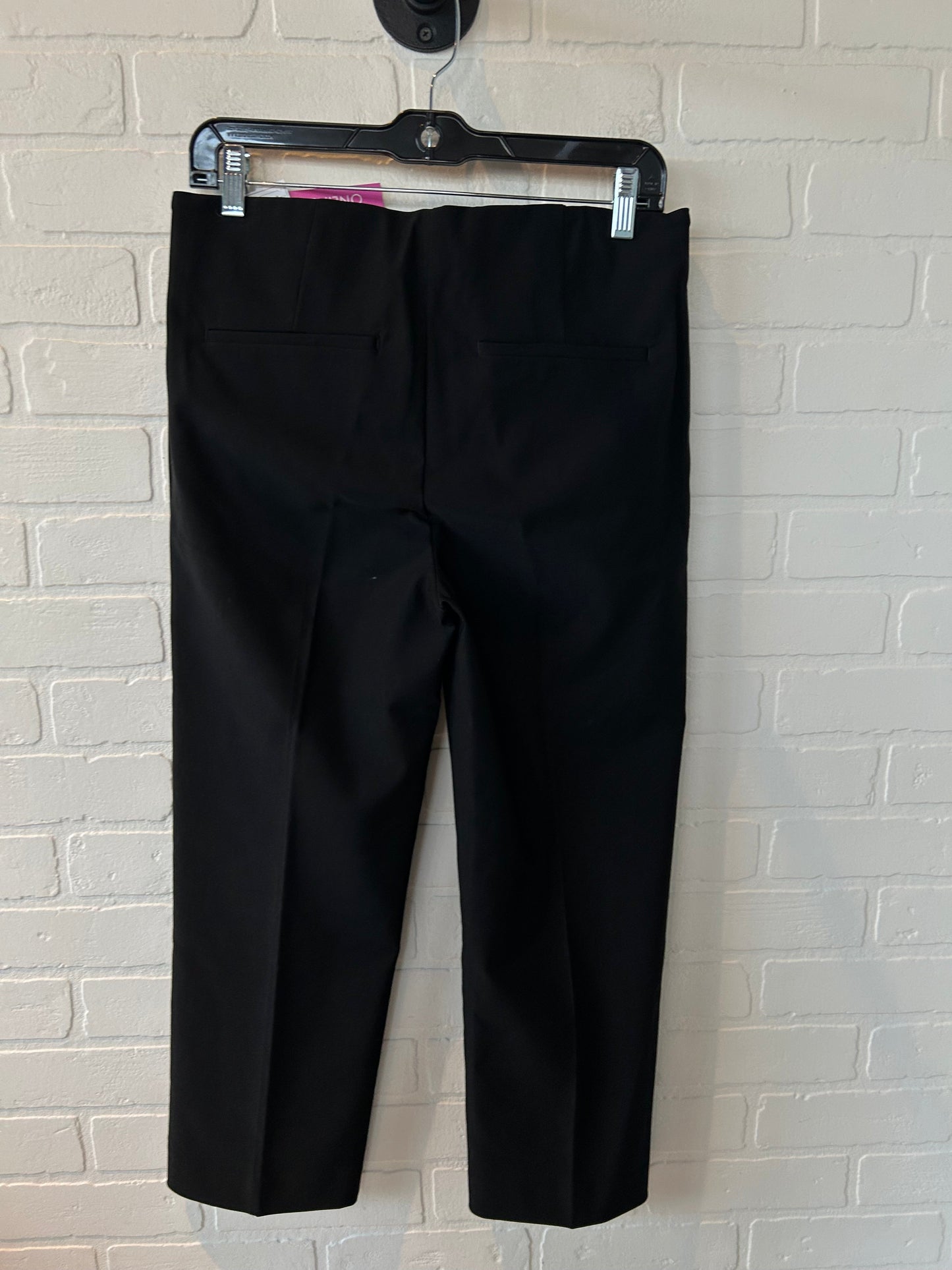 Pants Cropped By Chicos In Black, Size: 6