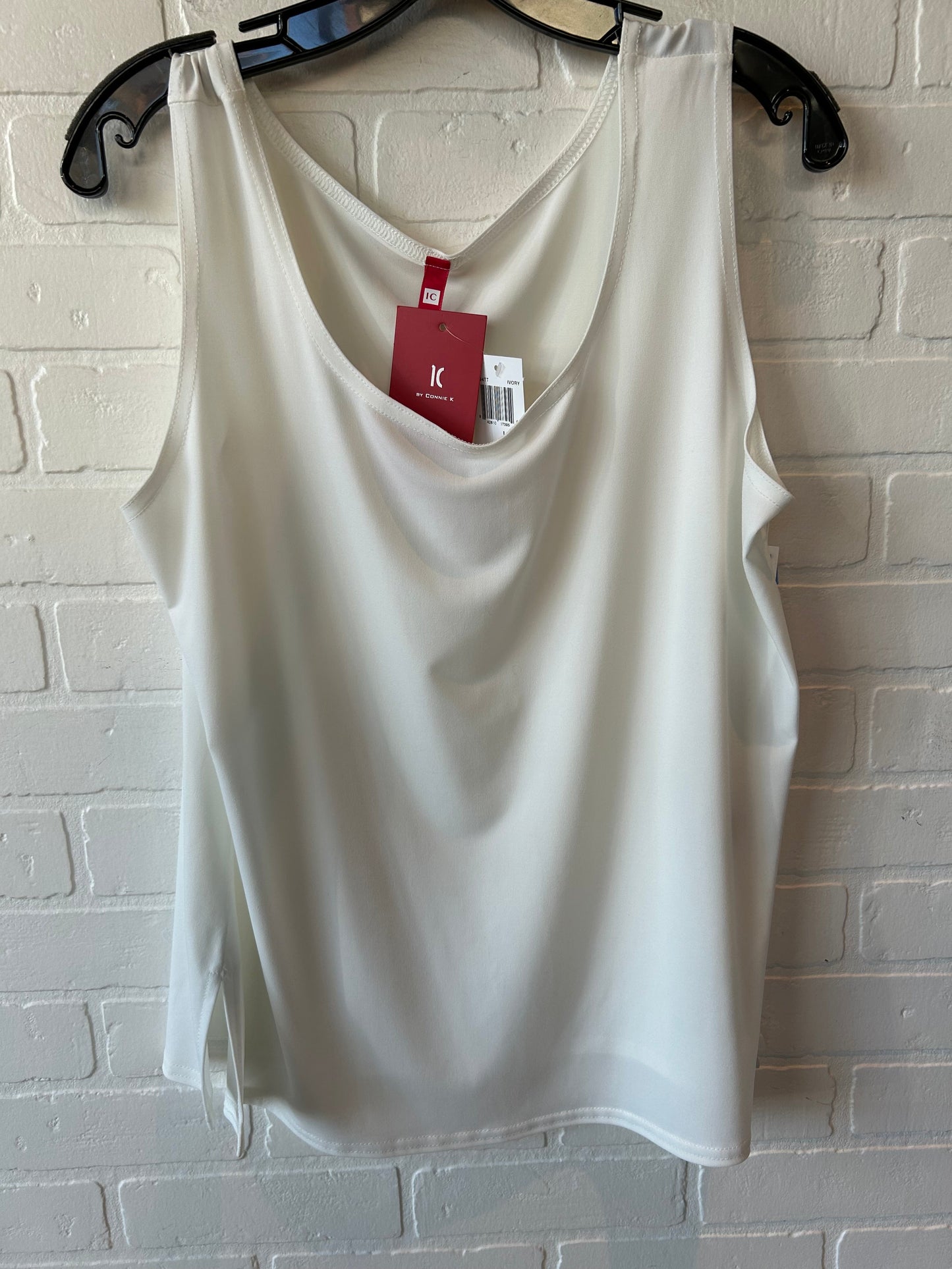 Top Sleeveless Basic By Ic By Connie K In White, Size: L