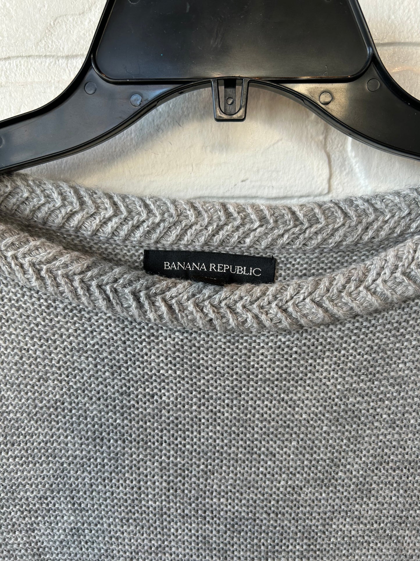 Sweater By Banana Republic In Grey, Size: Xs