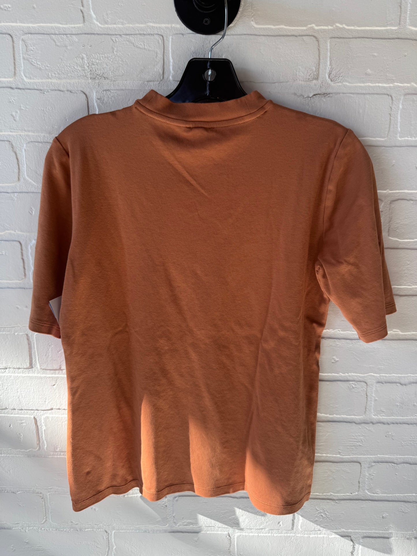 Top Short Sleeve Basic By Ann Taylor In Tan, Size: M