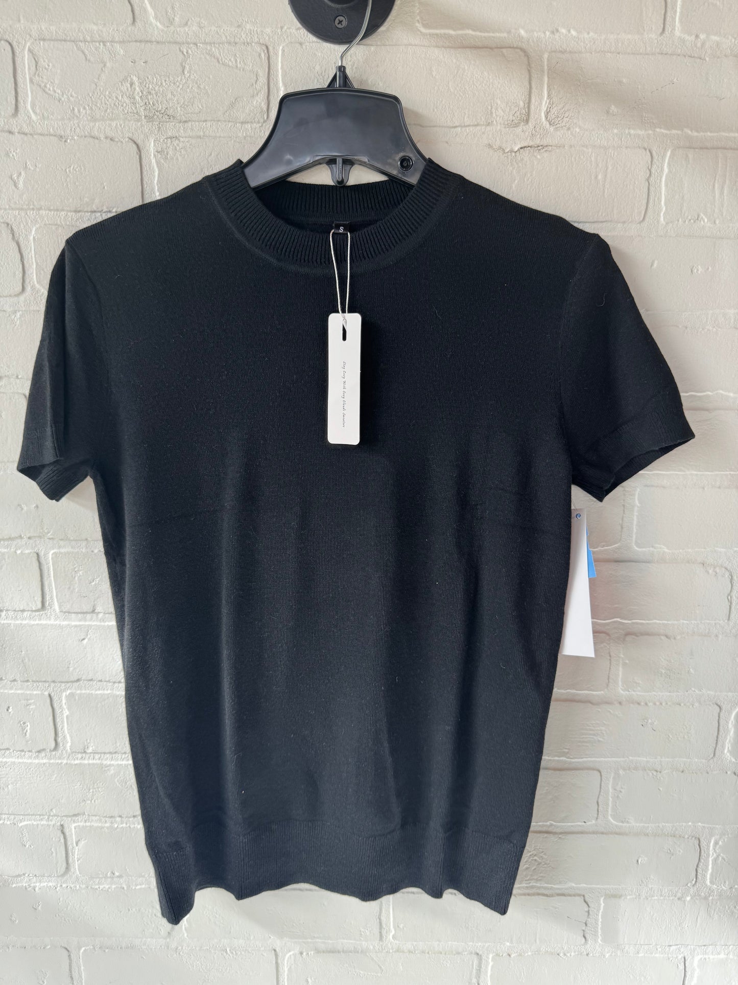 Sweater Short Sleeve By Clothes Mentor In Black, Size: S