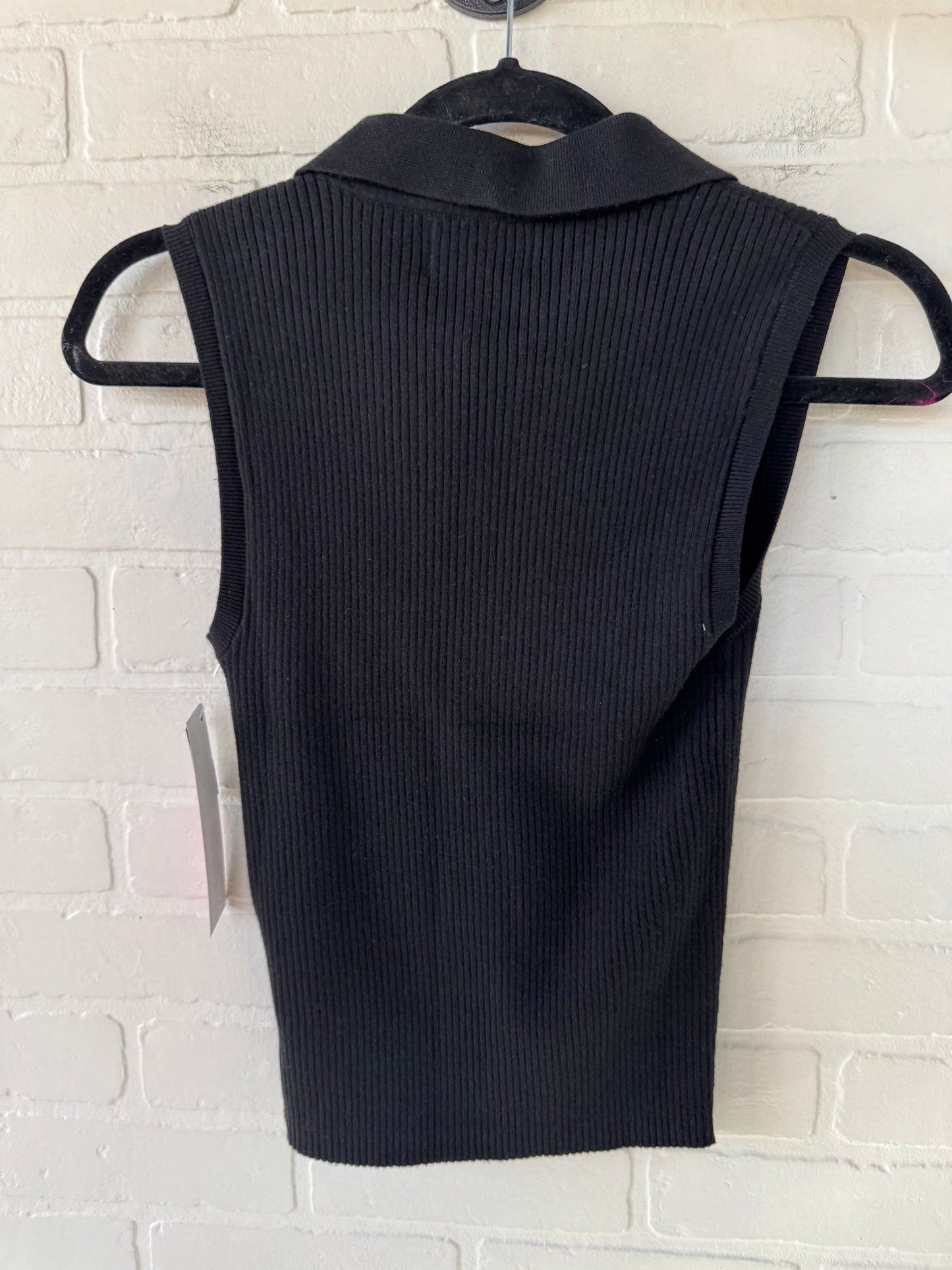 Top Sleeveless By Old Navy In Black, Size: S