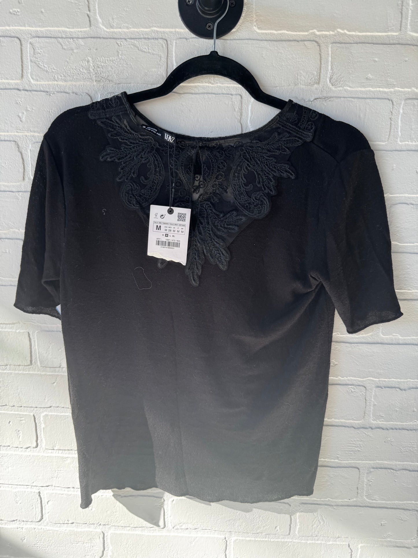 Sweater Short Sleeve By Zara In Black, Size: M