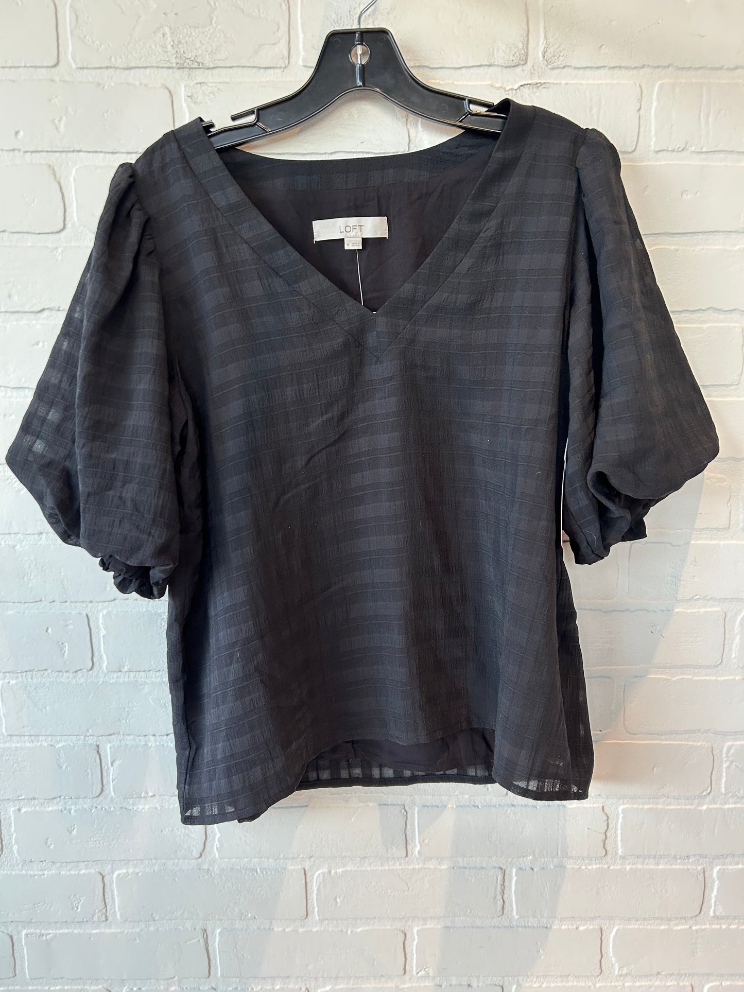 Top Short Sleeve By Loft In Black, Size: M