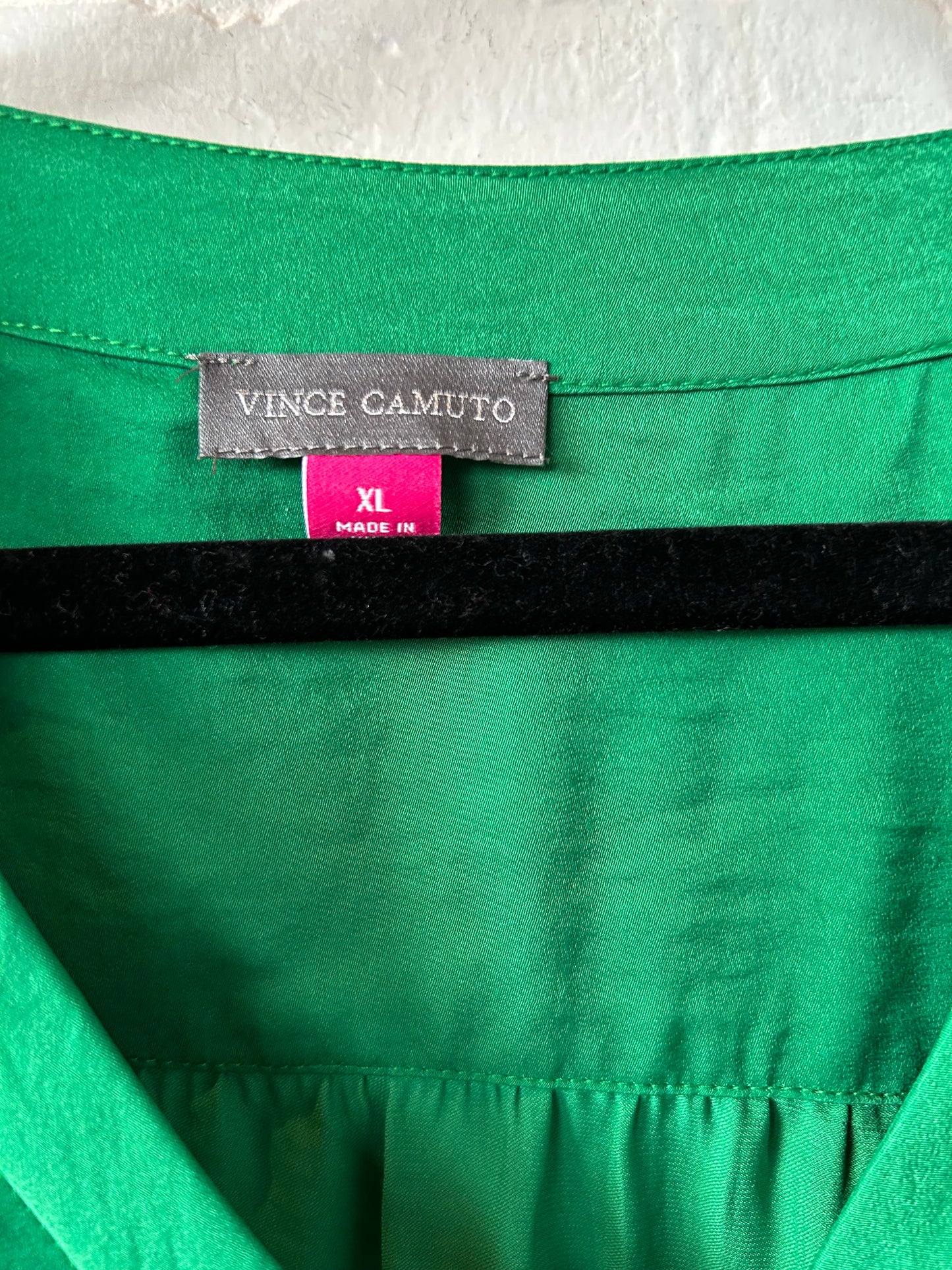 Top Long Sleeve By Vince Camuto In Green, Size: Xl