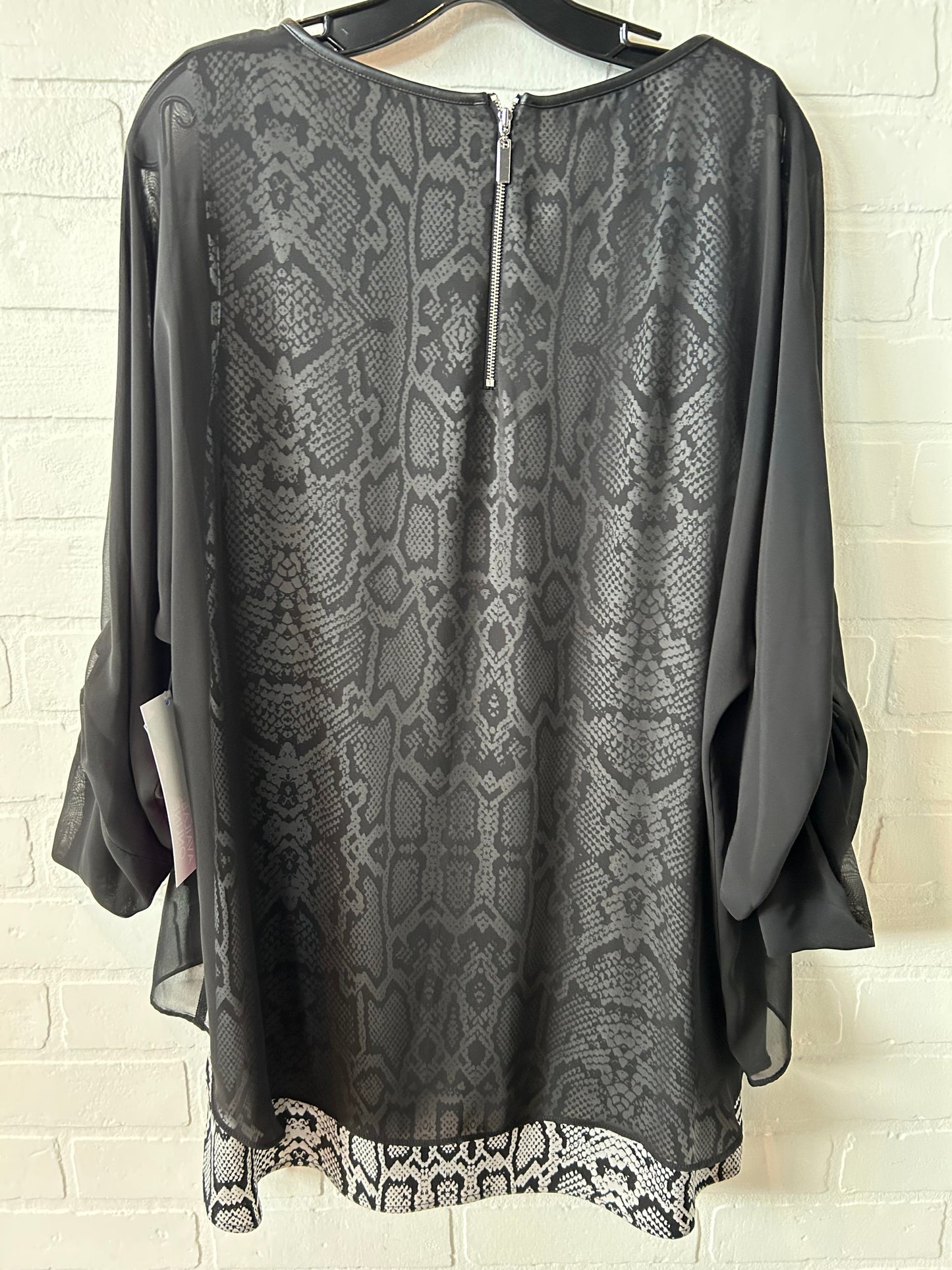 Top Long Sleeve By Alfani In Black & White, Size: L