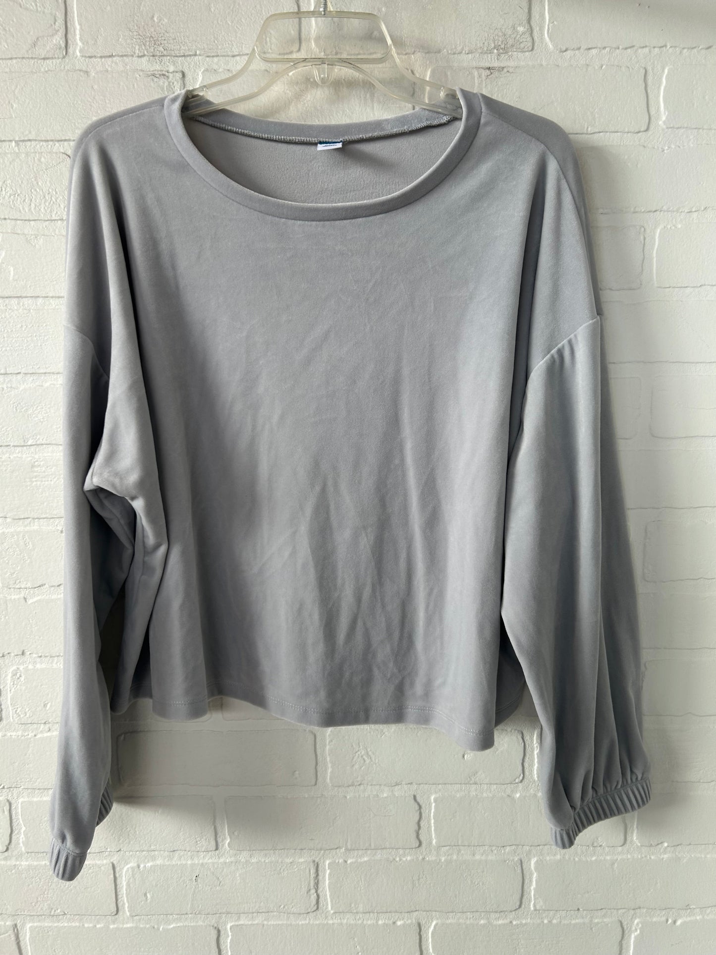 Top Long Sleeve By Old Navy In Grey, Size: Xl