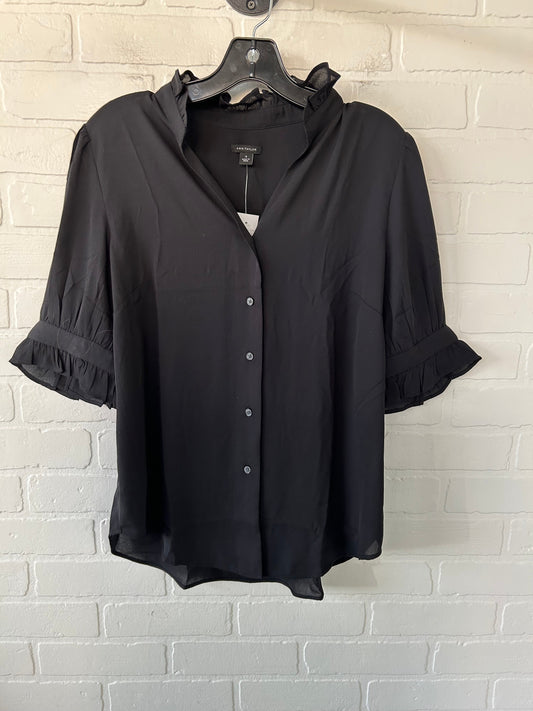 Top Short Sleeve By Ann Taylor In Black, Size: M