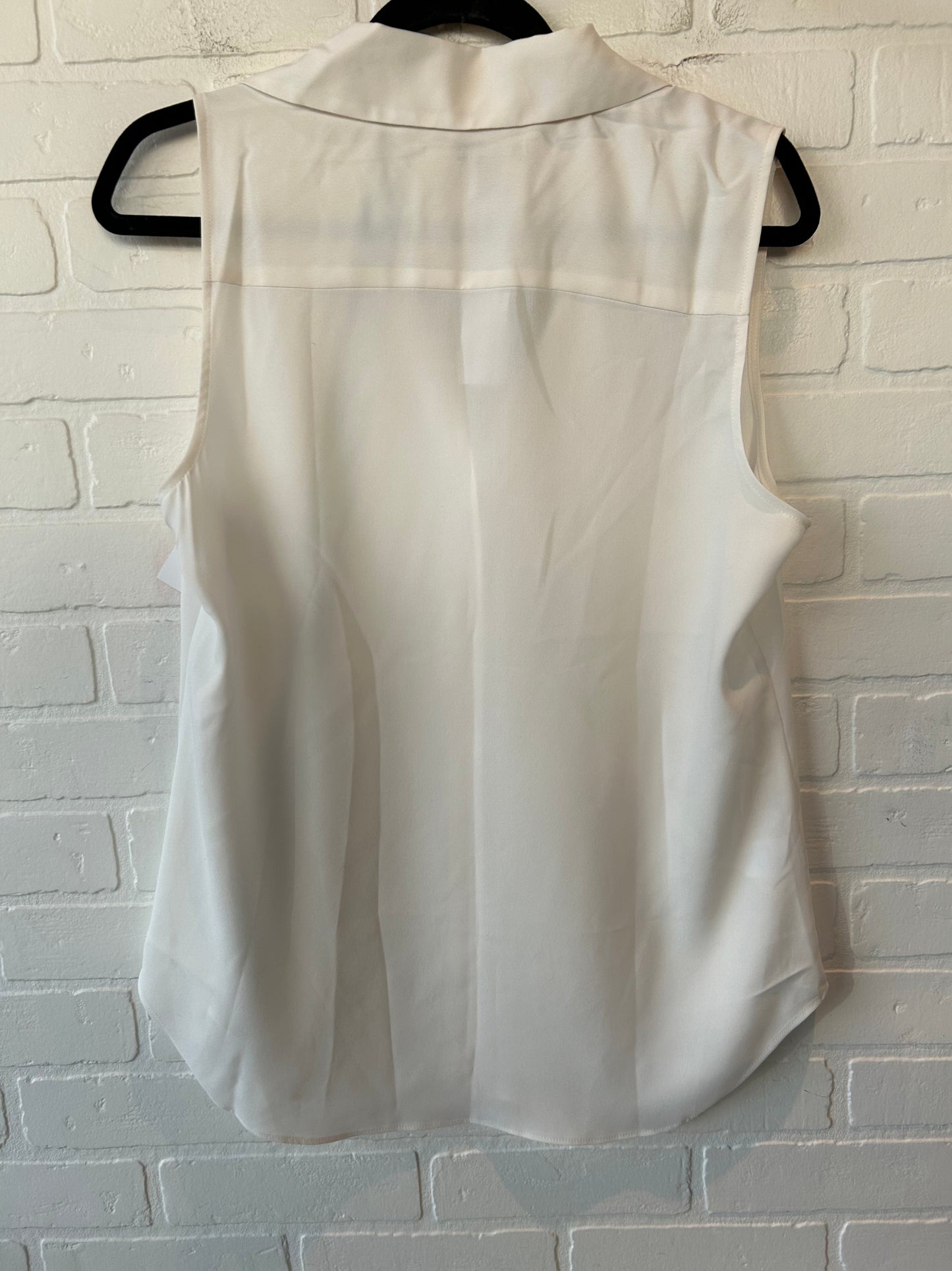 Top Sleeveless By Ann Taylor In Cream, Size: M