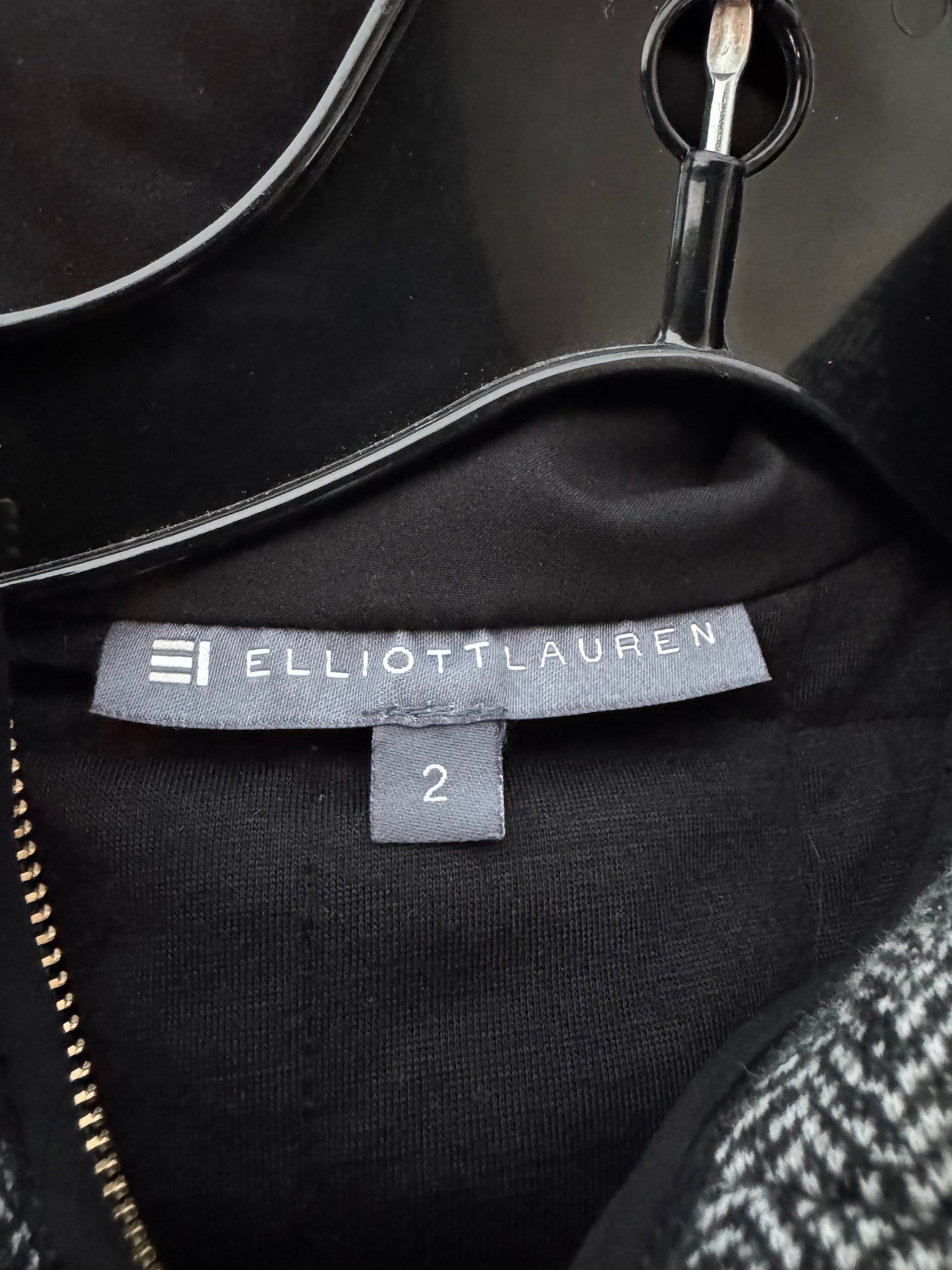 Vest Puffer & Quilted By Elliott Lauren In Black & White, Size: S