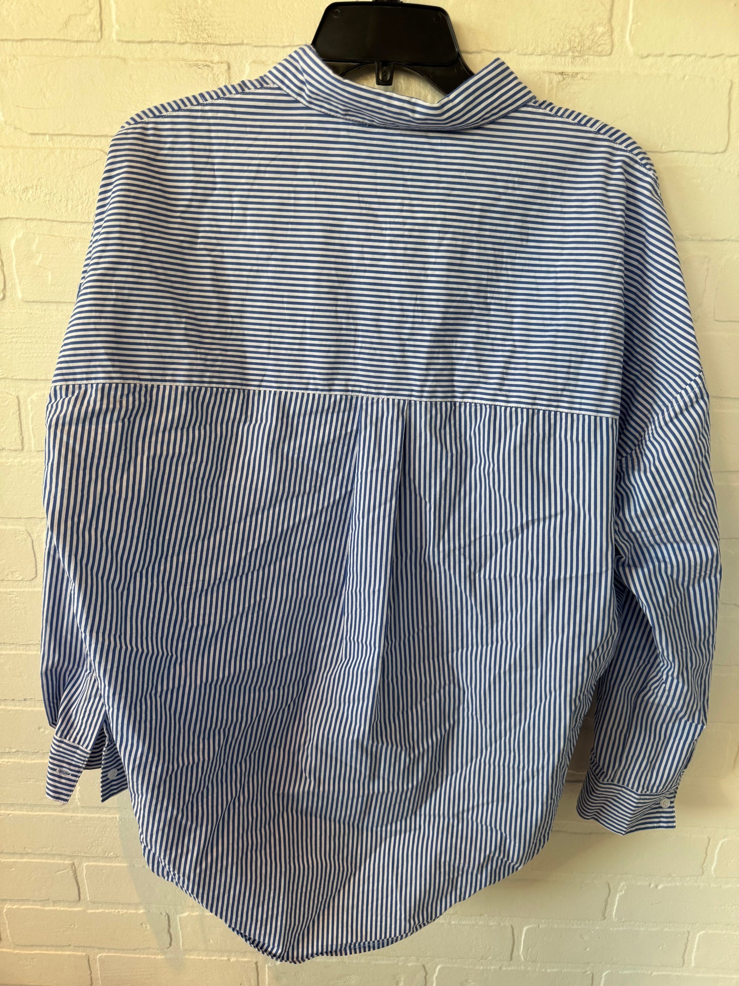 Top Long Sleeve By Tahari By Arthur Levine In Blue & White, Size: L