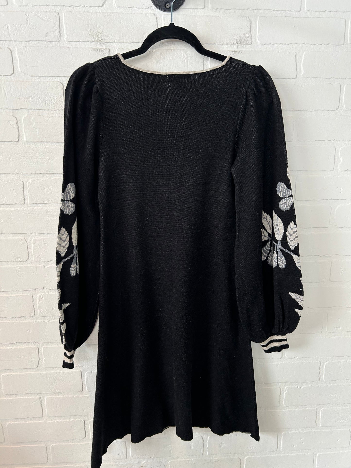 Dress Sweater By Max Studio In Black & Cream, Size: S