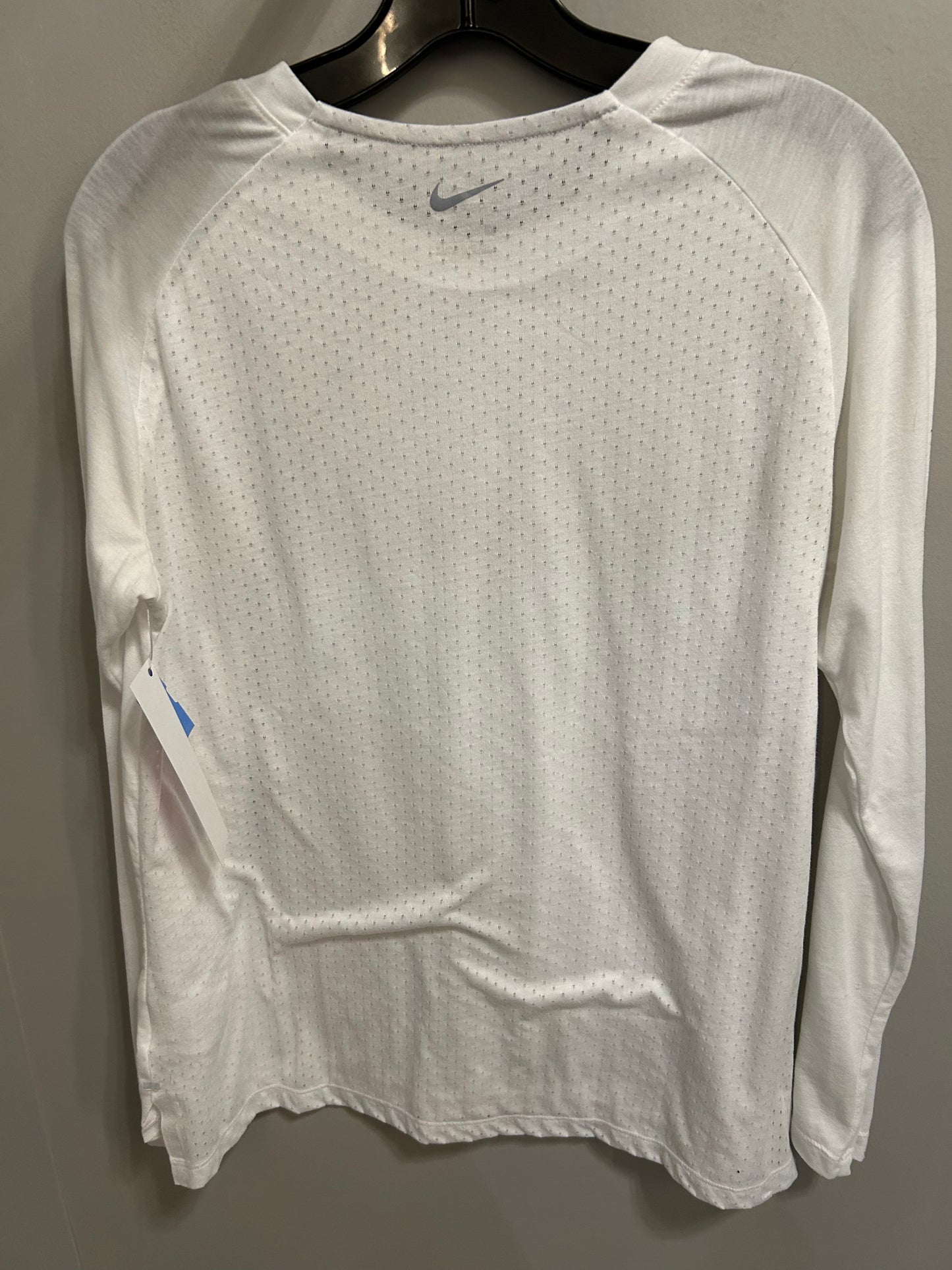 Athletic Top Long Sleeve Crewneck By Nike Apparel In White, Size: L