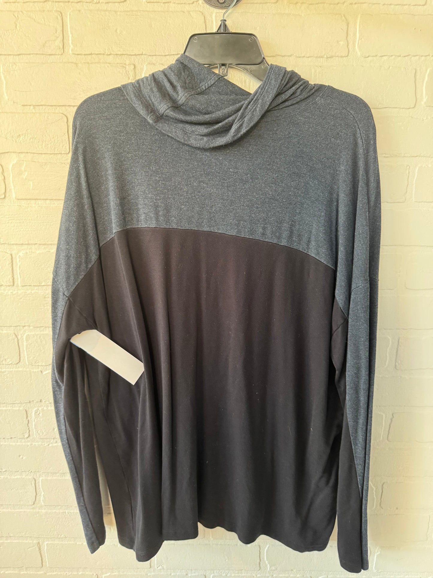 Top Long Sleeve By Cabi In Black & Blue, Size: M