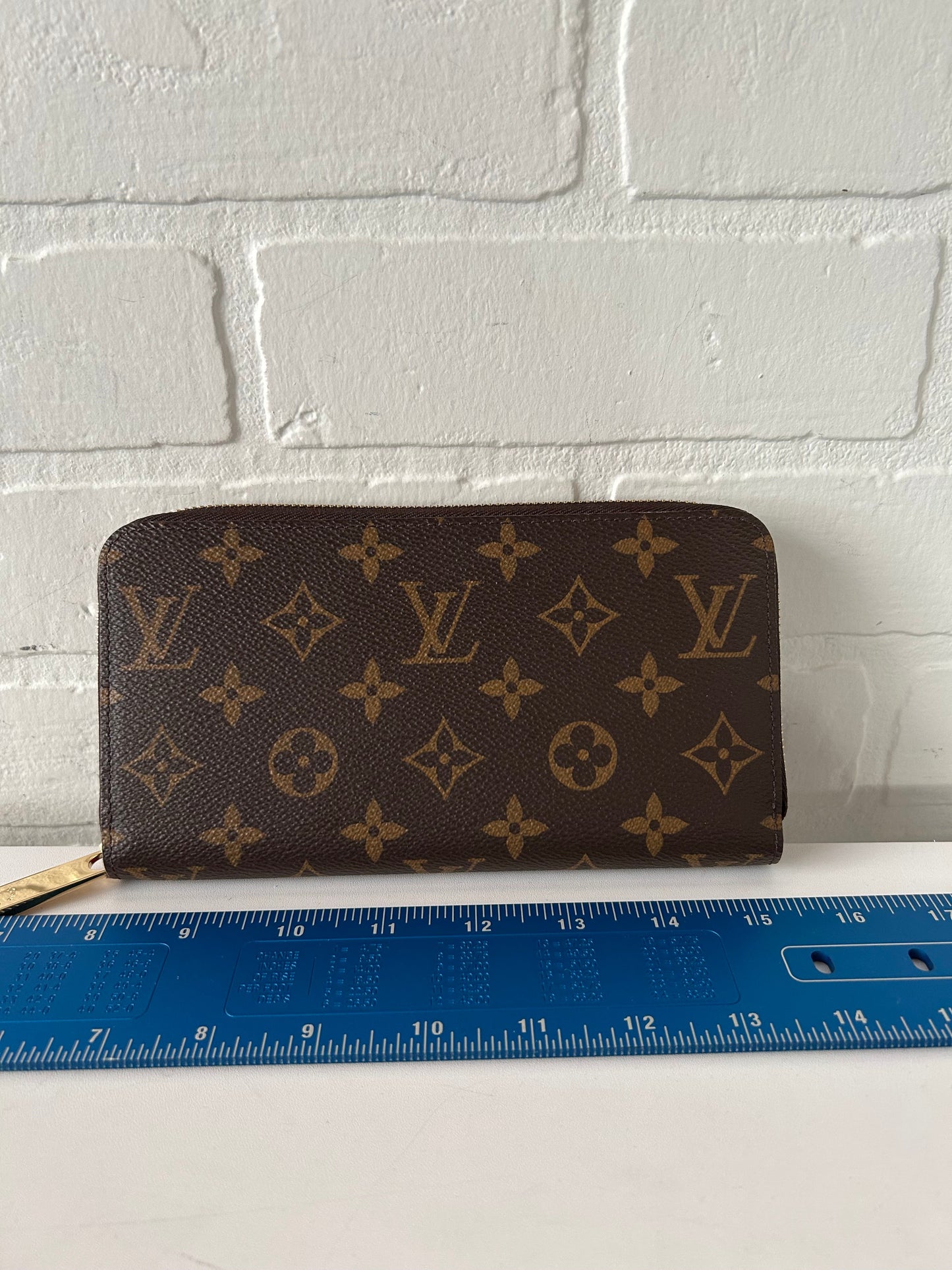 Wallet Luxury Designer By Louis Vuitton, Size: Large