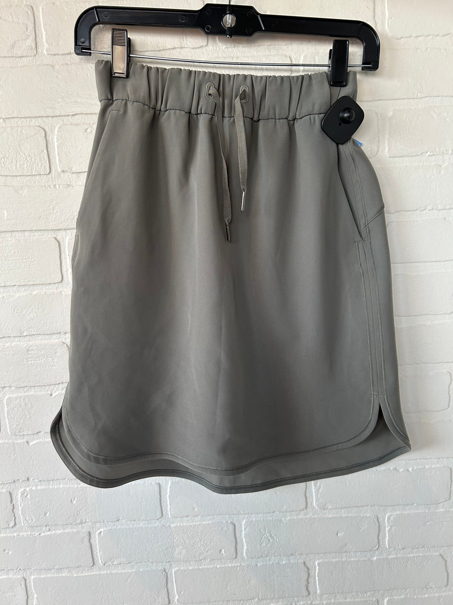 Athletic Skirt By Lululemon In Green, Size: 4