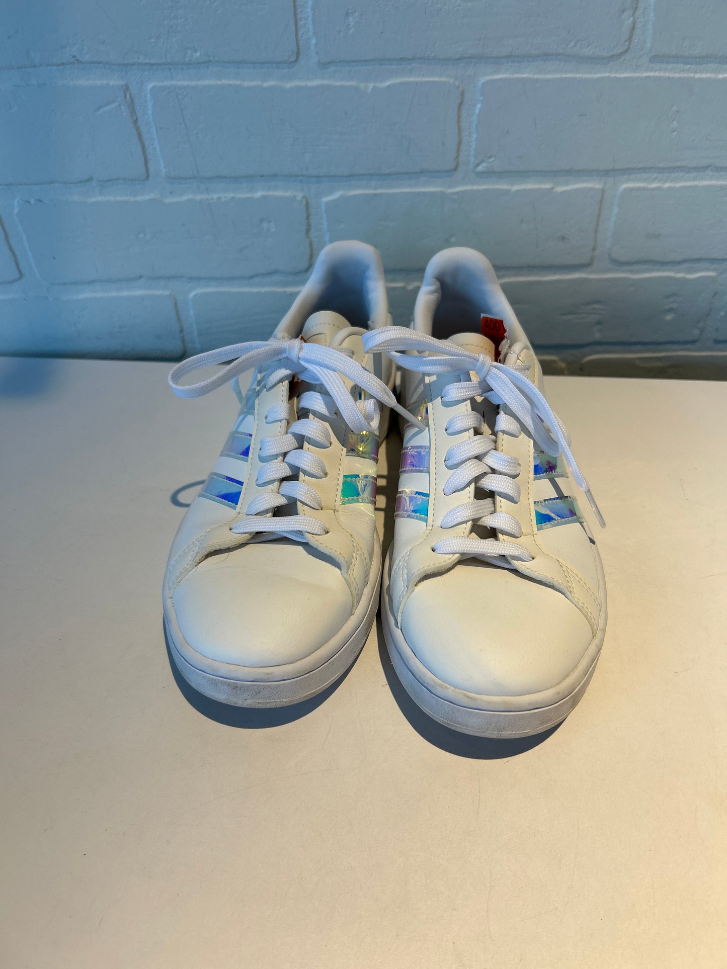 Shoes Sneakers By Adidas In White, Size: 9.5