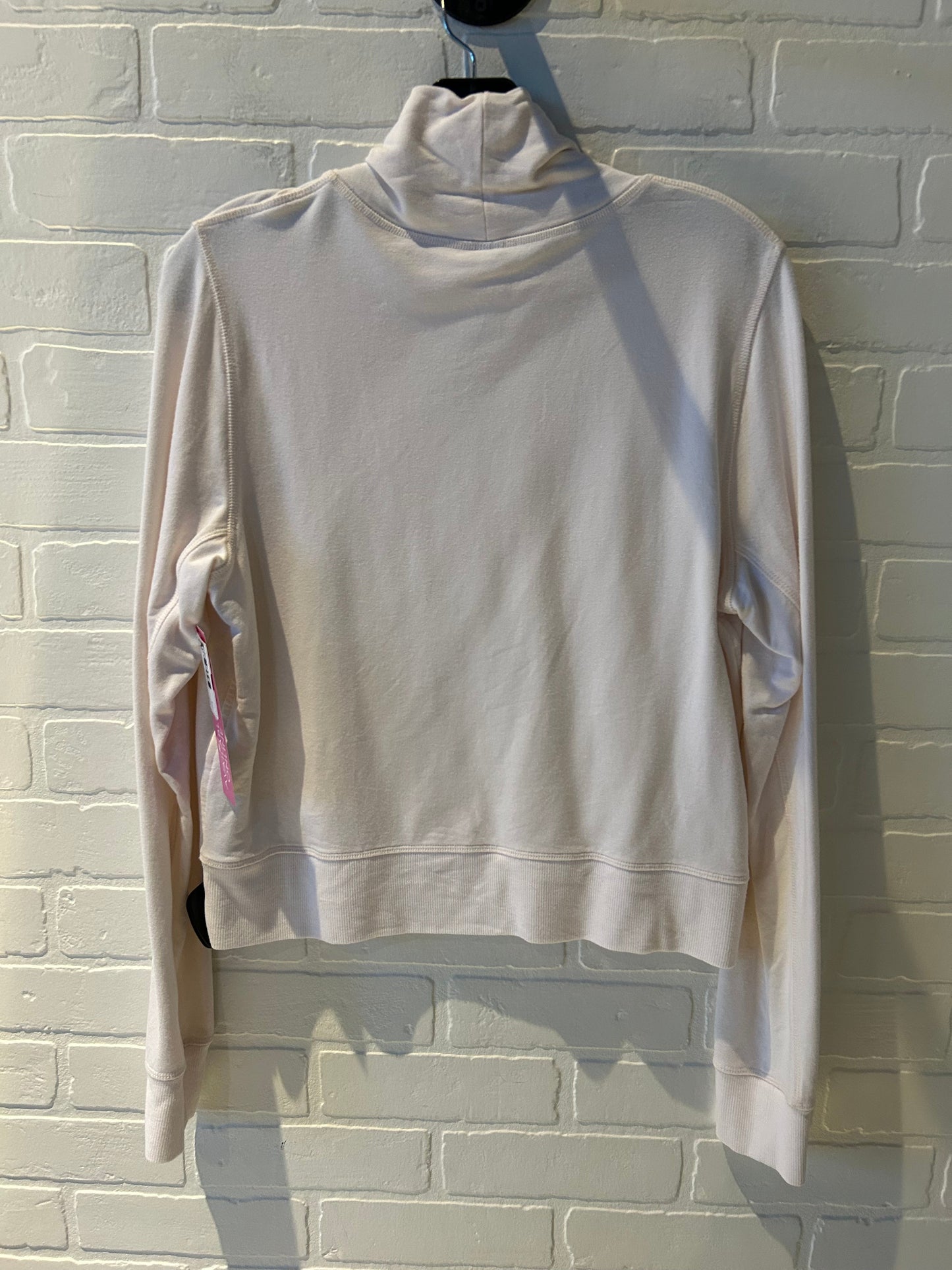 Athletic Top Long Sleeve Crewneck By Athleta In Cream, Size: S