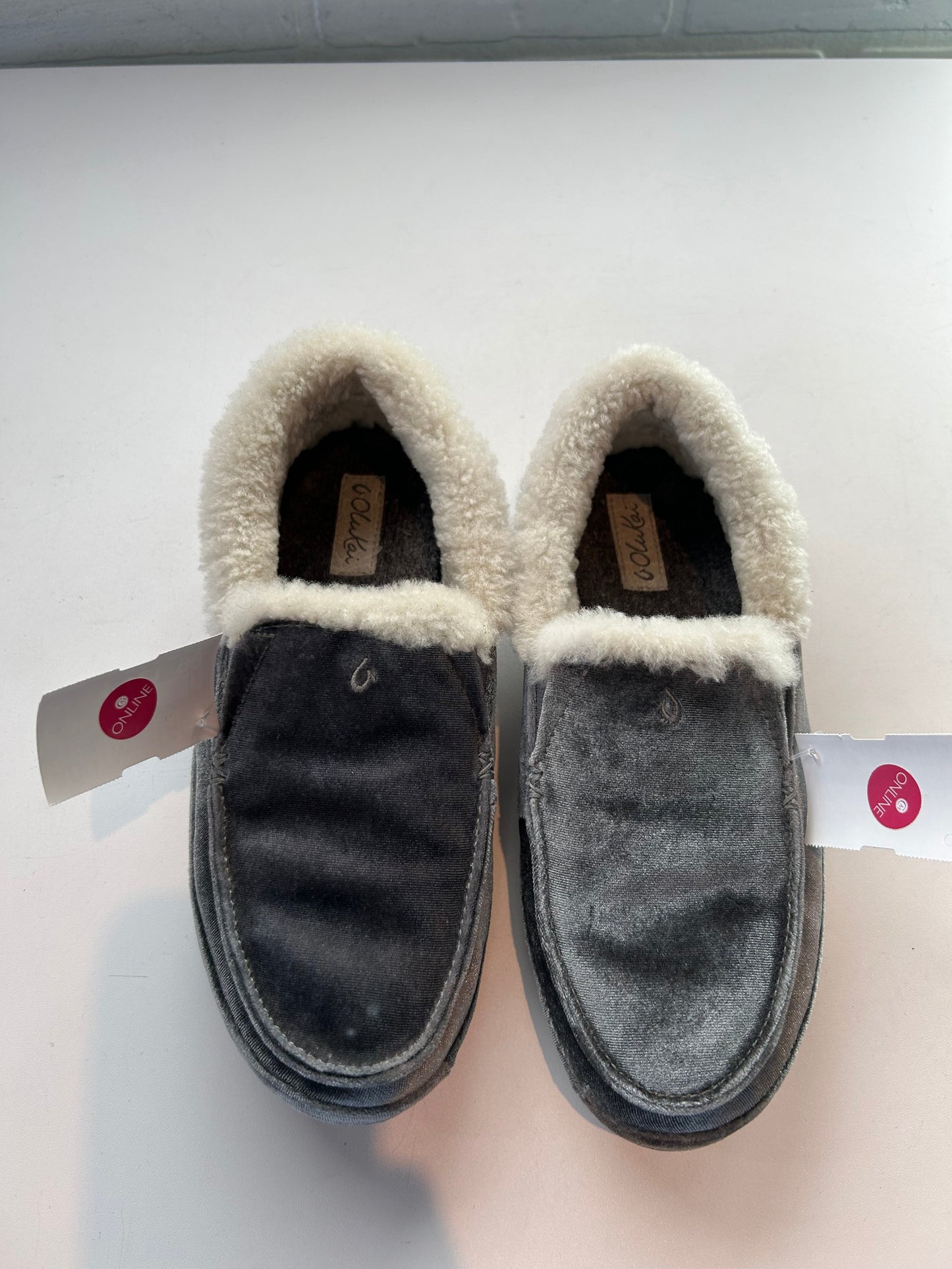 Slippers By Olukai In Grey