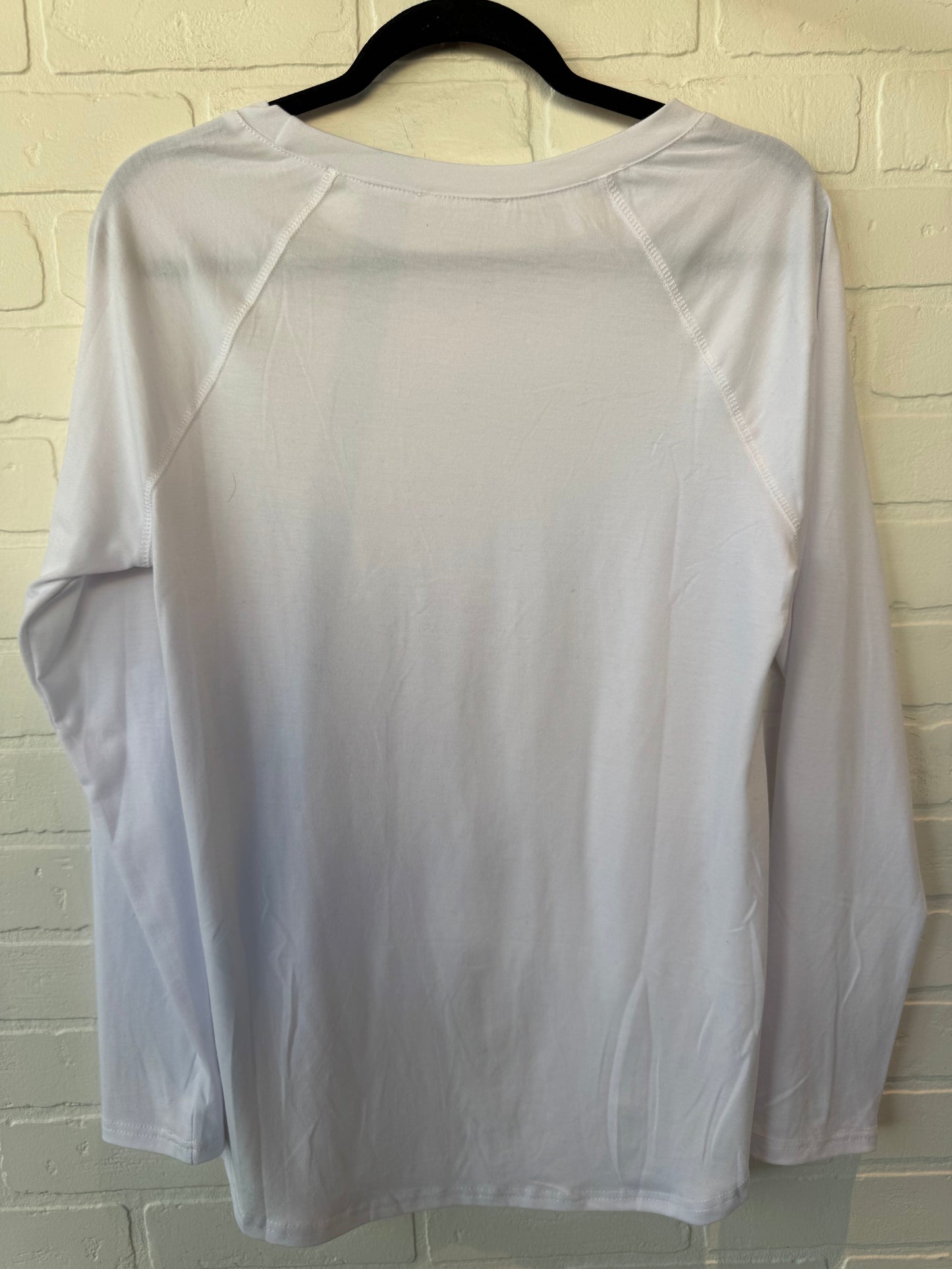 Top Long Sleeve Basic By Clothes Mentor In White, Size: M