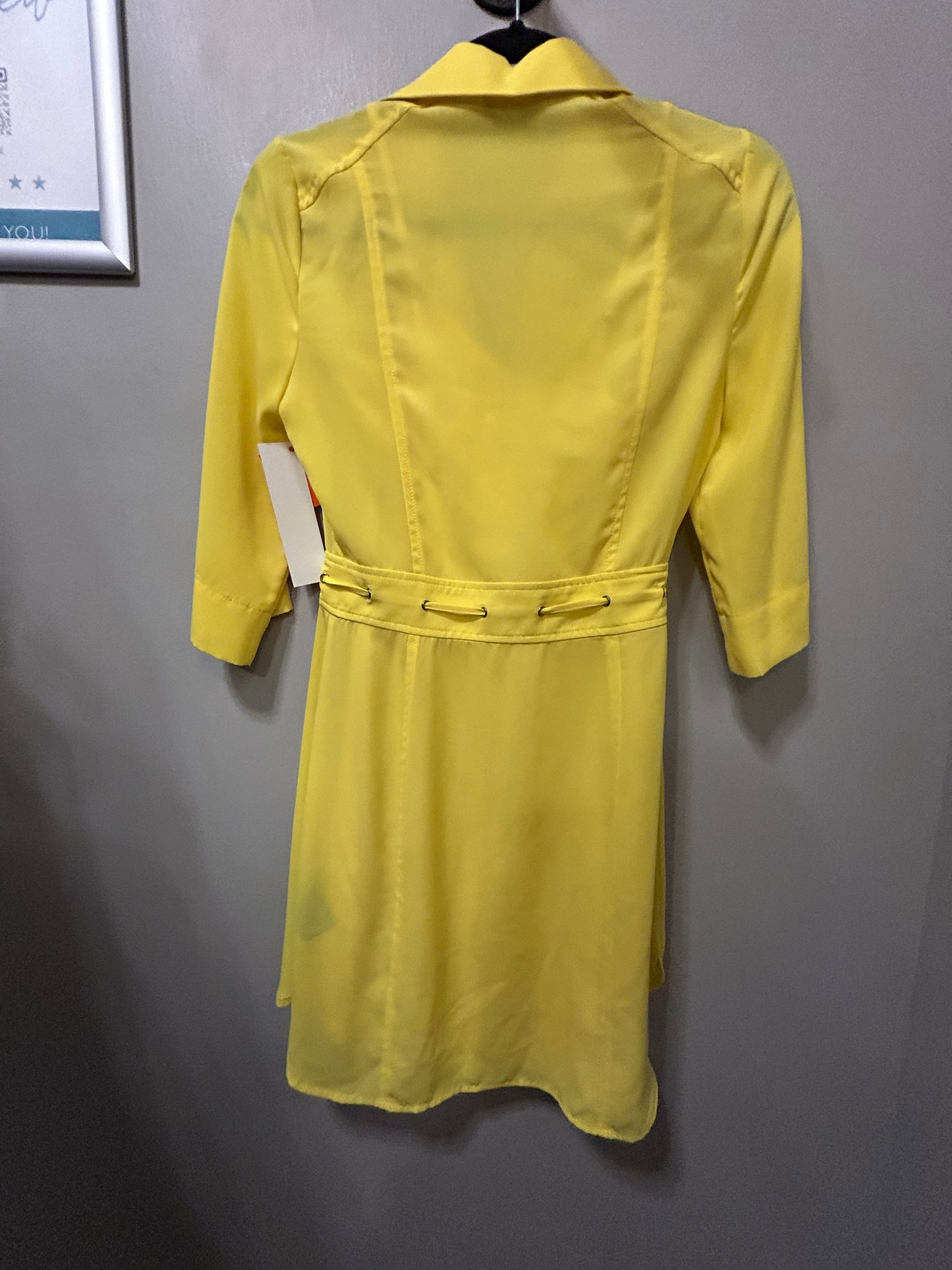 Dress Casual Short By Bebe In Yellow, Size: Xs