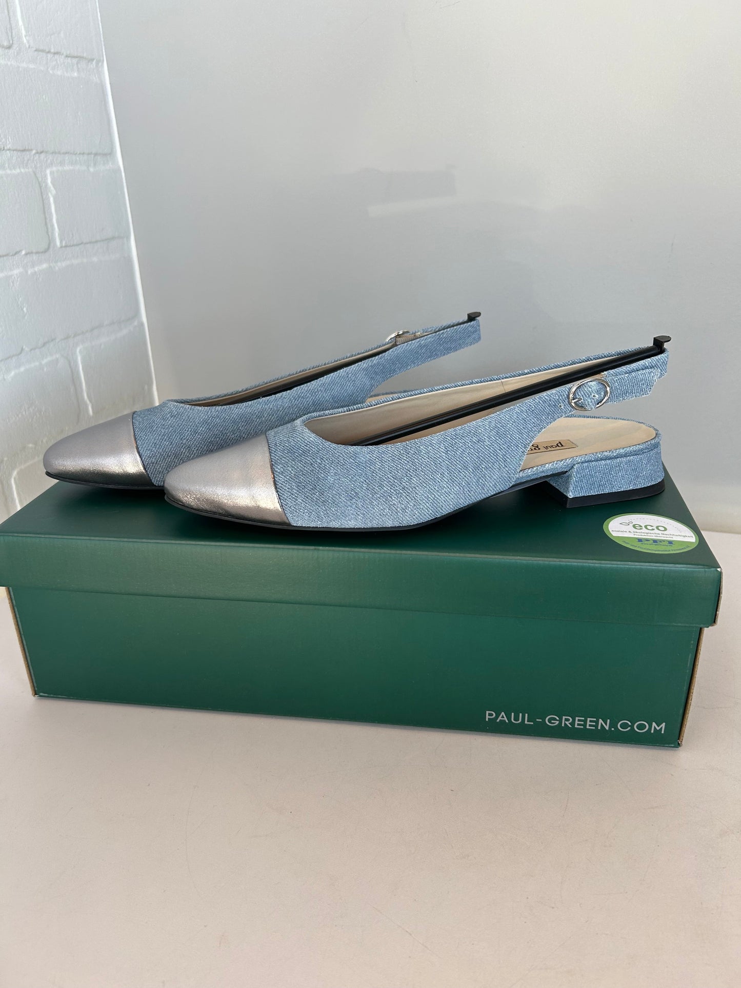 Shoes Flats By Paul Green In Blue, Size: 6.5