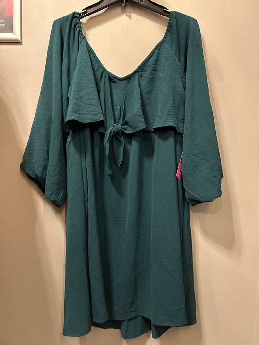 Dress Casual Short By Cmc In Green, Size: 1x