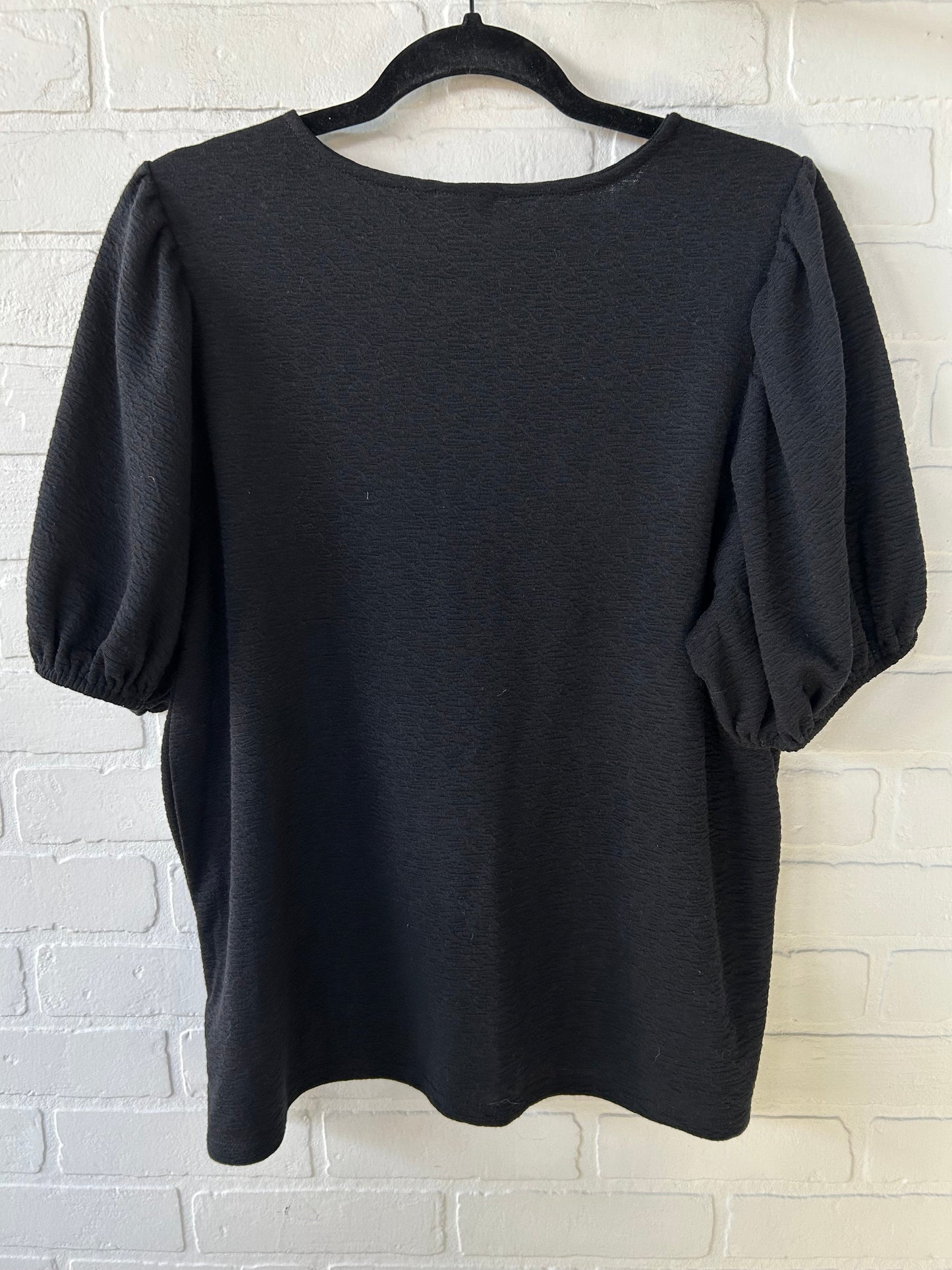 Top Short Sleeve By A New Day In Black, Size: L