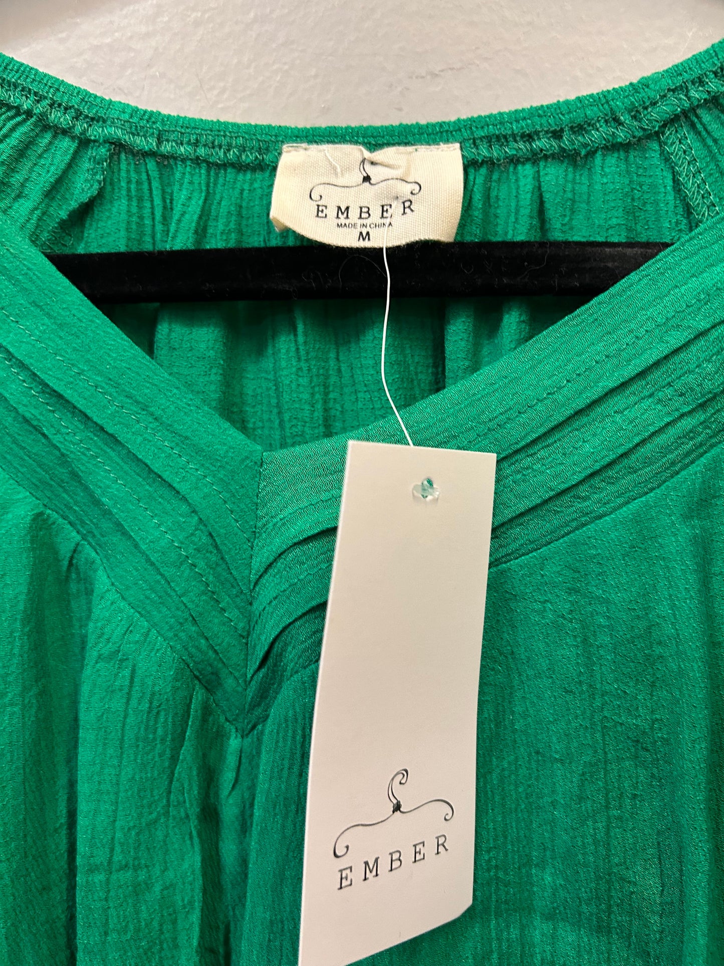 Top Long Sleeve By Ember In Green, Size: M