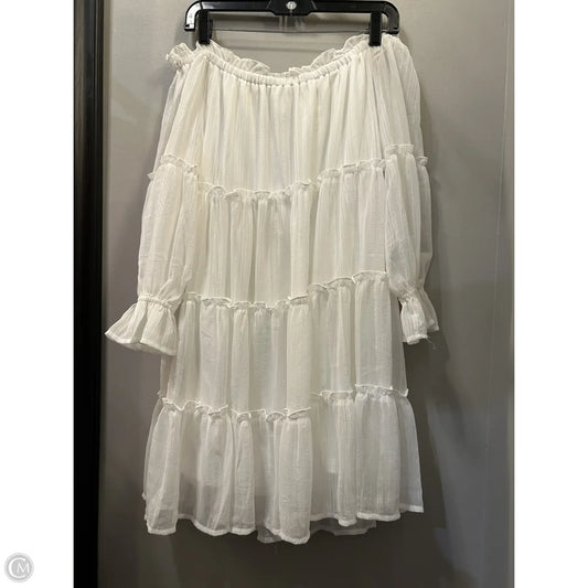 Dress Casual Short By Flying Tomato In White, Size: M