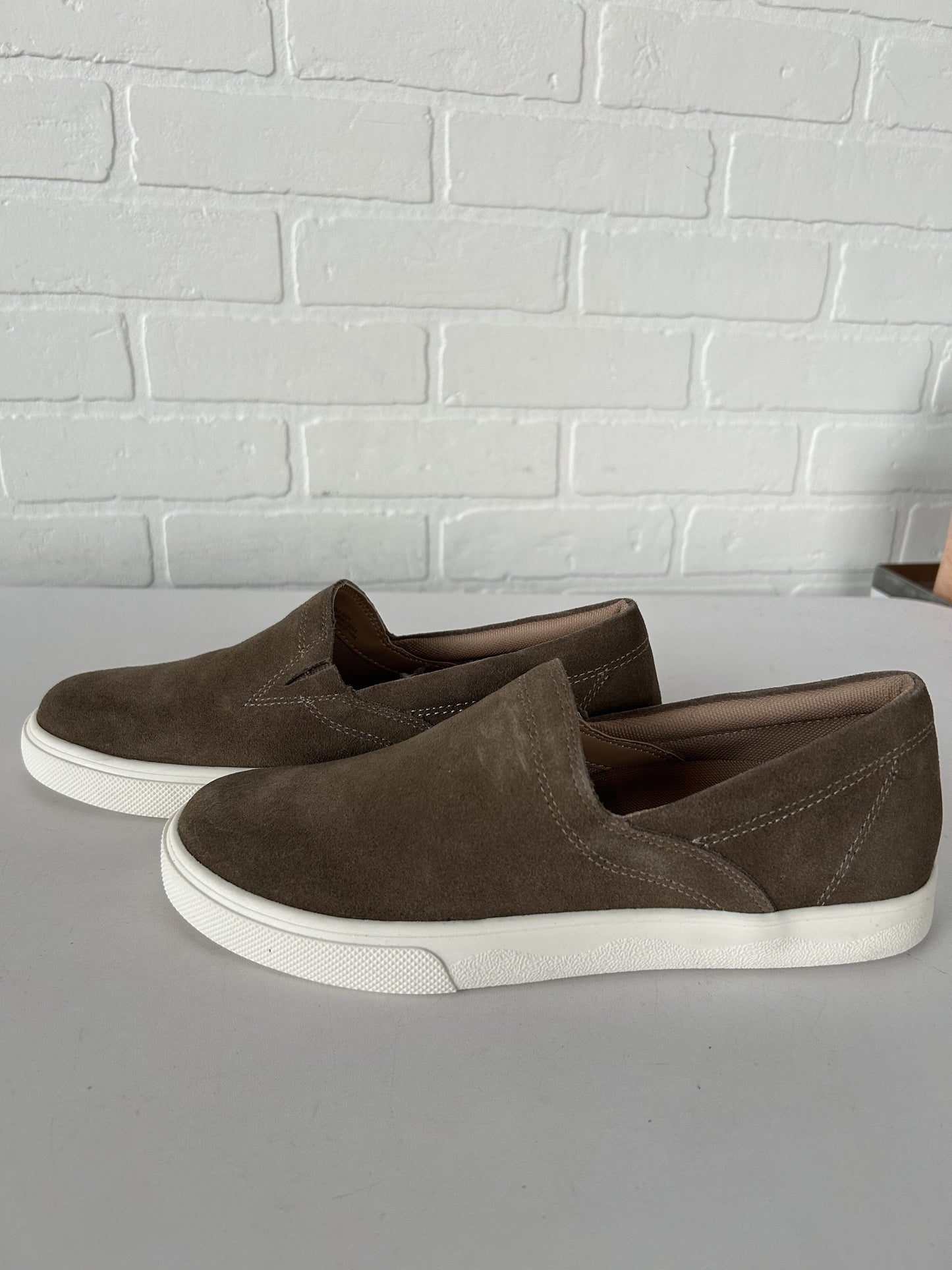 Shoes Sneakers By Blondo  Size: 7.5