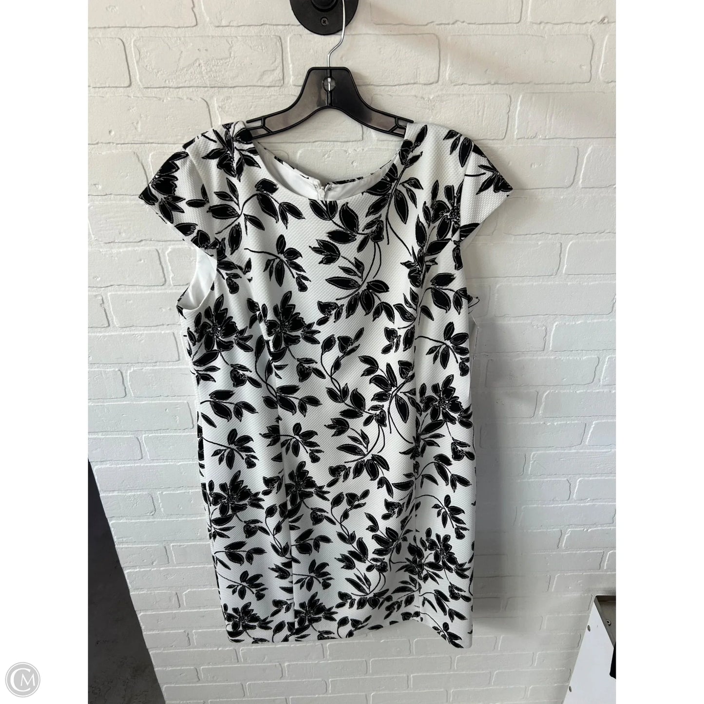 Dress Casual Midi By Preston And New York In Black & White, Size: 1x
