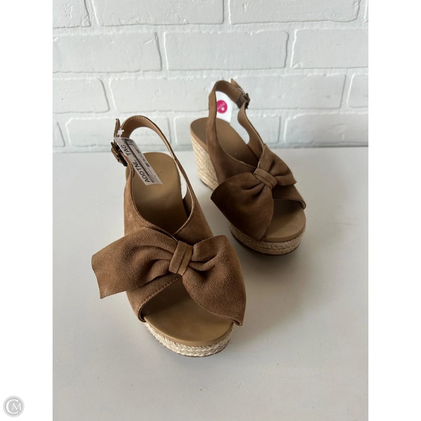 Sandals Designer By Ugg In Brown, Size: 6