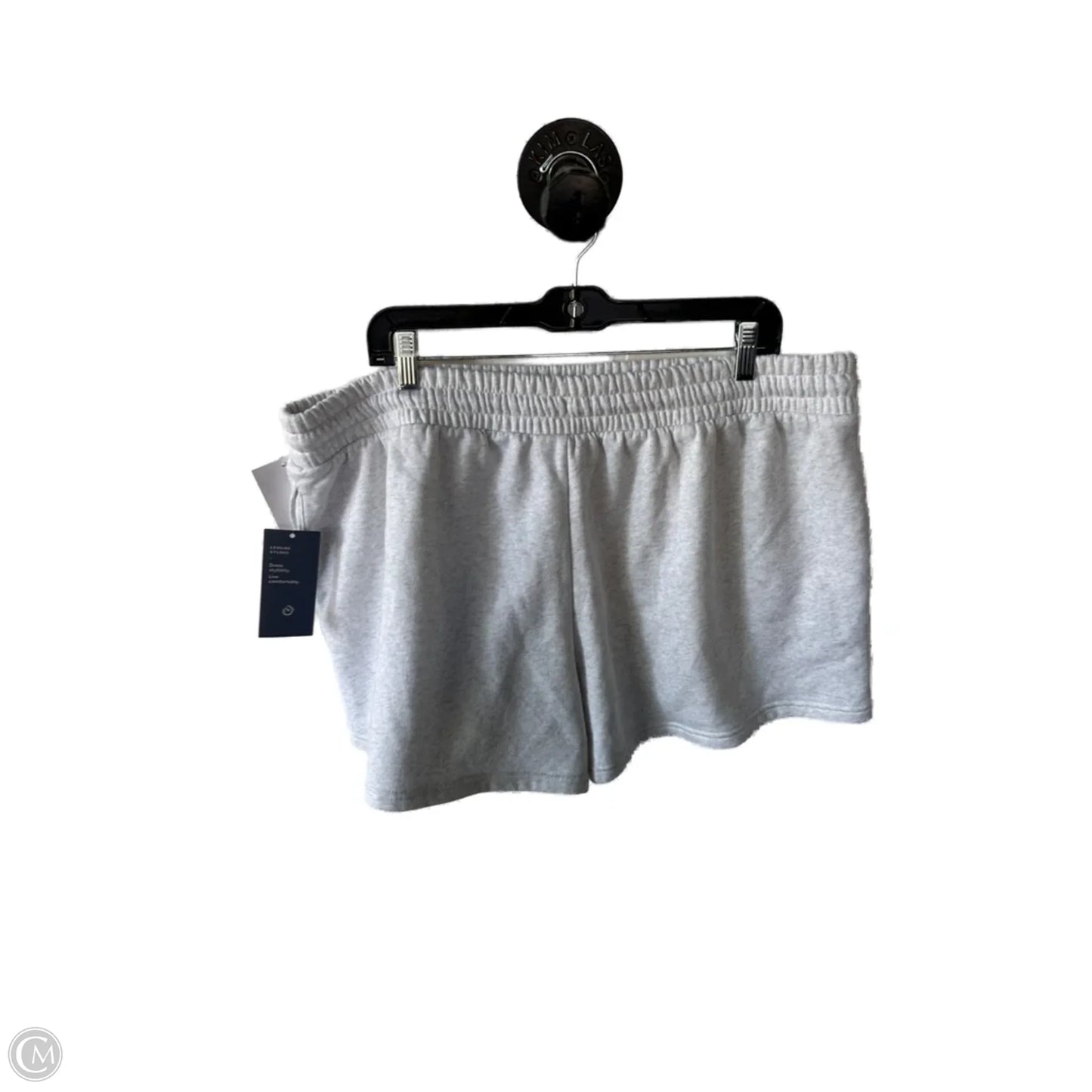 Shorts By Universal Thread In Grey, Size: 18