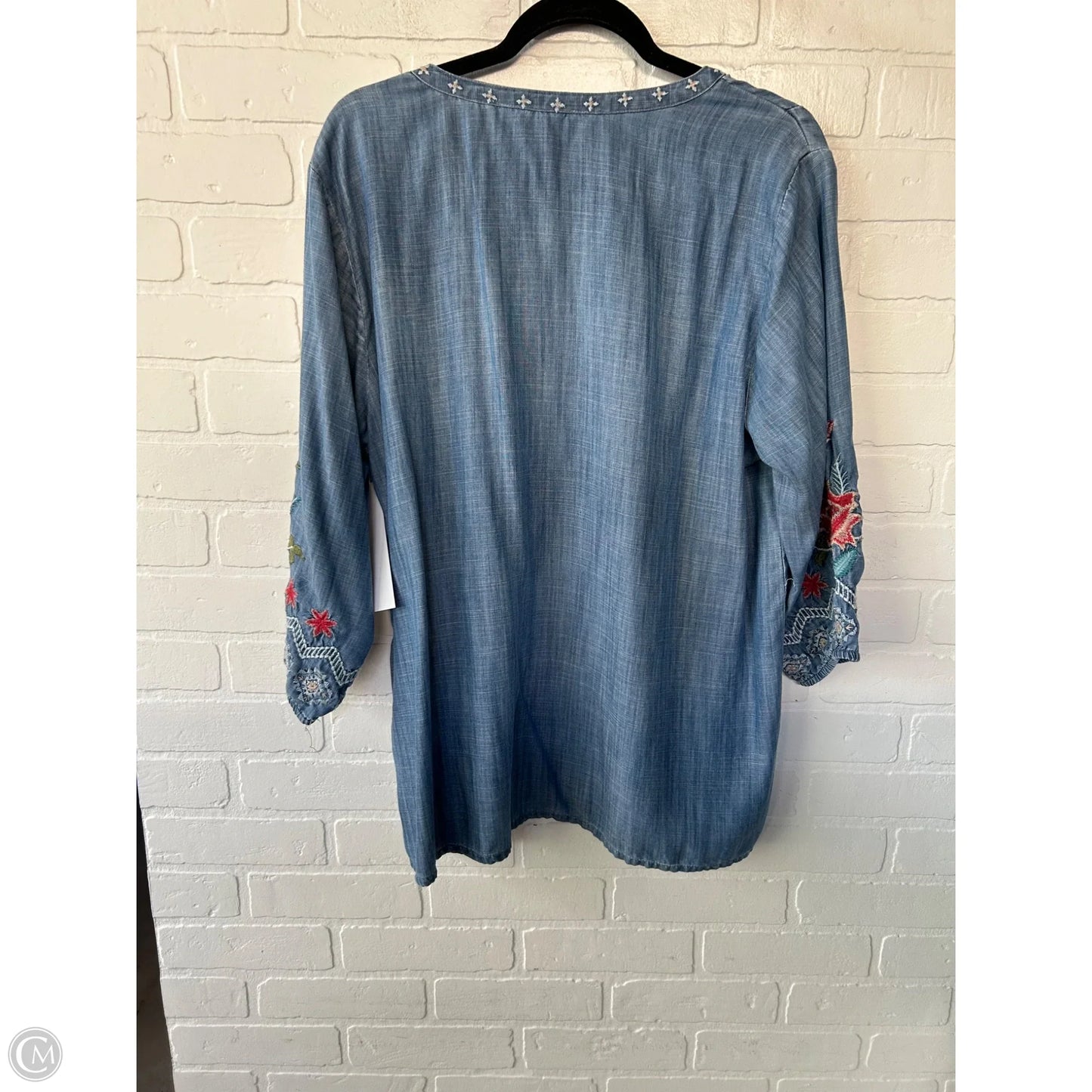 Top 3/4 Sleeve By Coldwater Creek In Blue Denim, Size: L