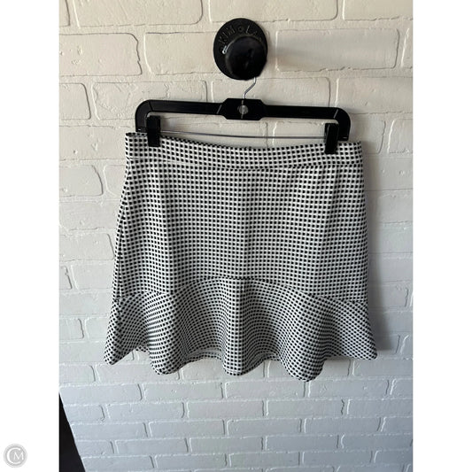 Skirt Mini & Short By Banana Republic In Black & White, Size: 8