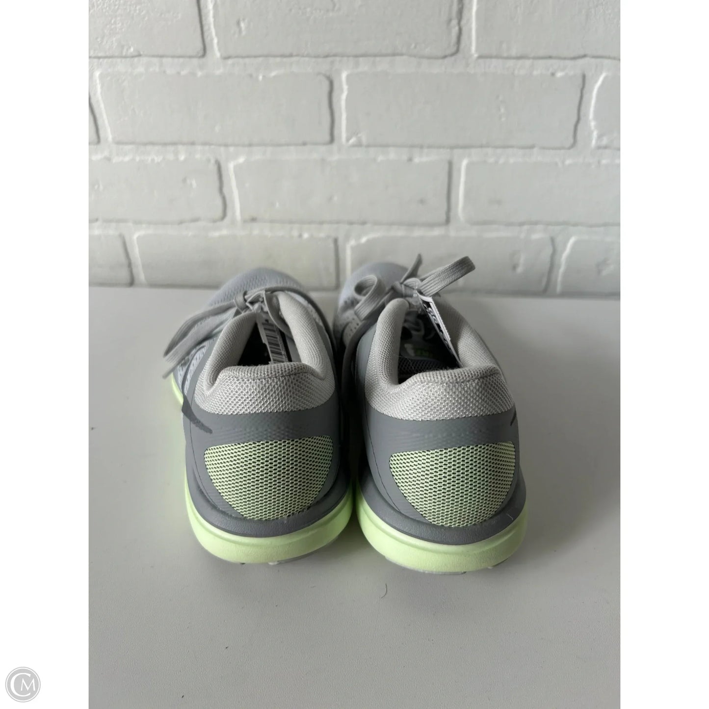 Shoes Athletic By Nike In Grey, Size: 8