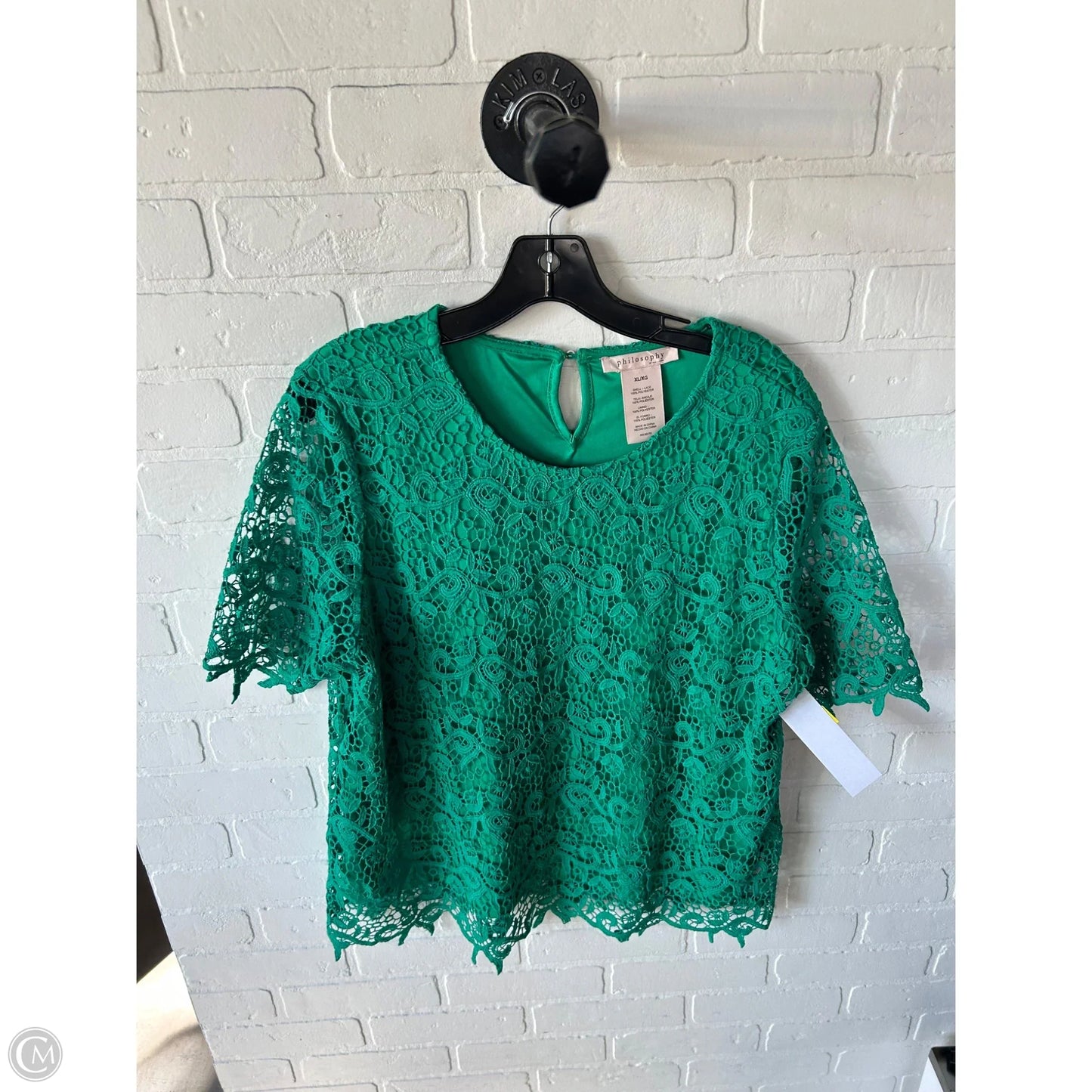 Top Short Sleeve By Philosophy In Green, Size: Xl